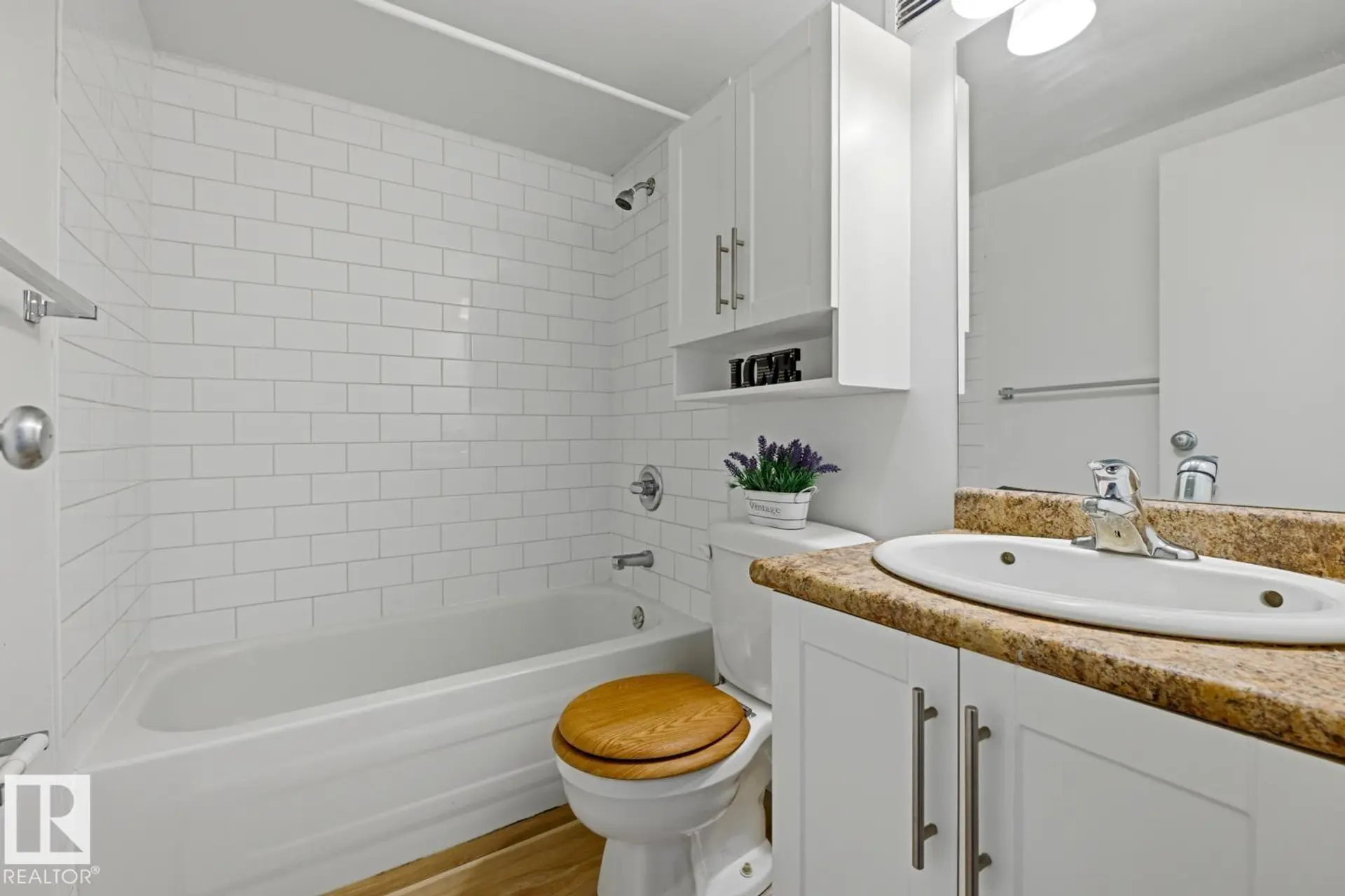 #703 9710 105 ST NW - Image 6