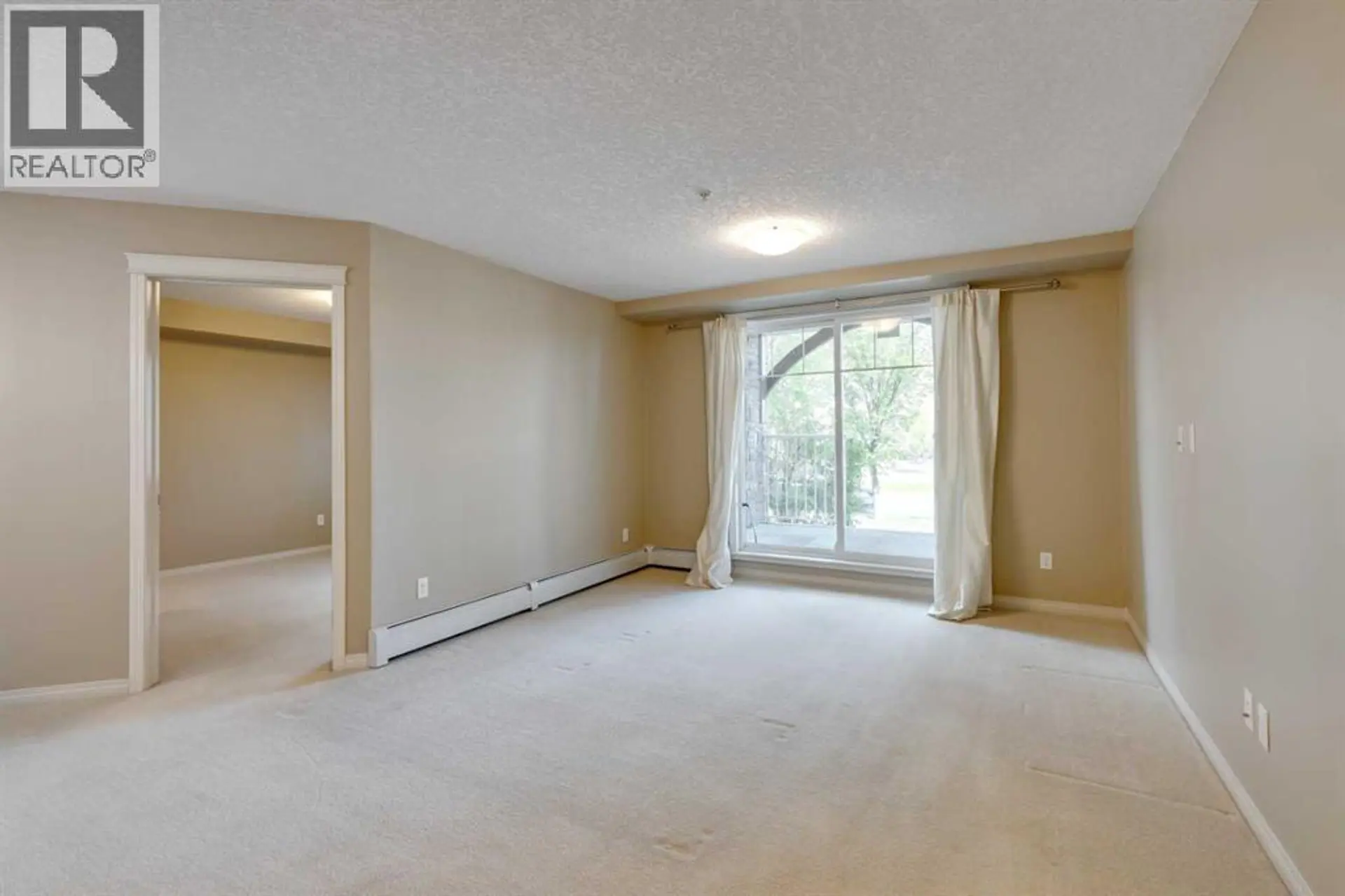 #106 304 Cranberry Park SE - Image 5