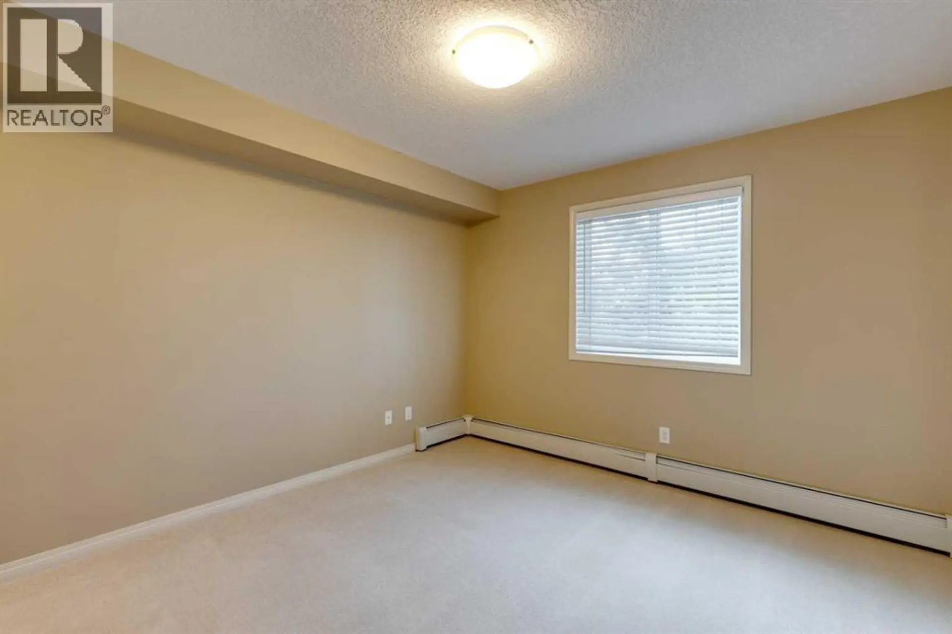 #106 304 Cranberry Park SE - Image 8