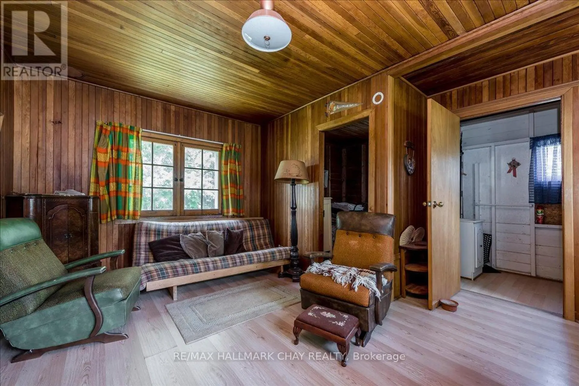 1056 EWART STREET - Image 4