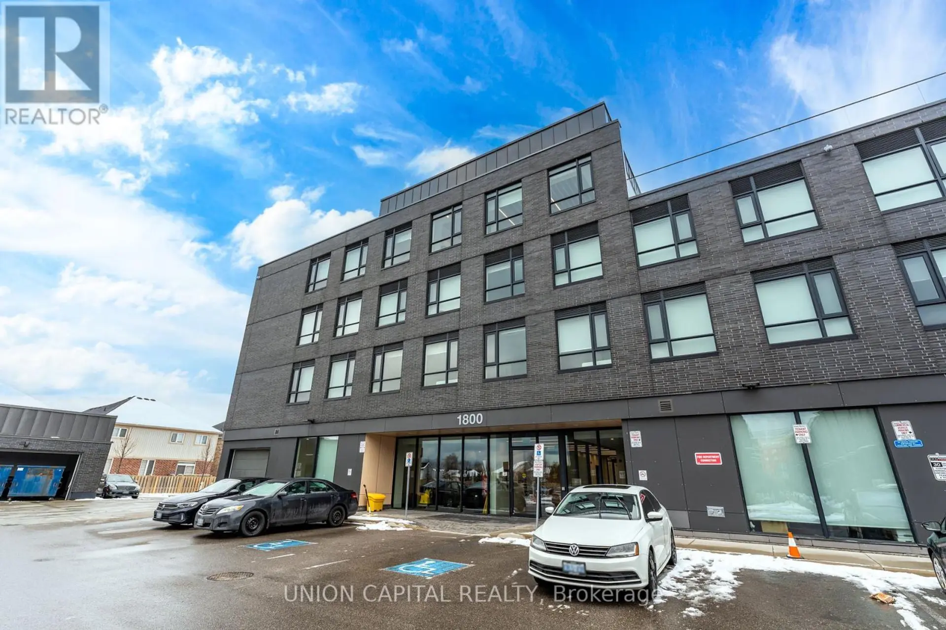 #201 1800 SIMCOE STREET - Image 1