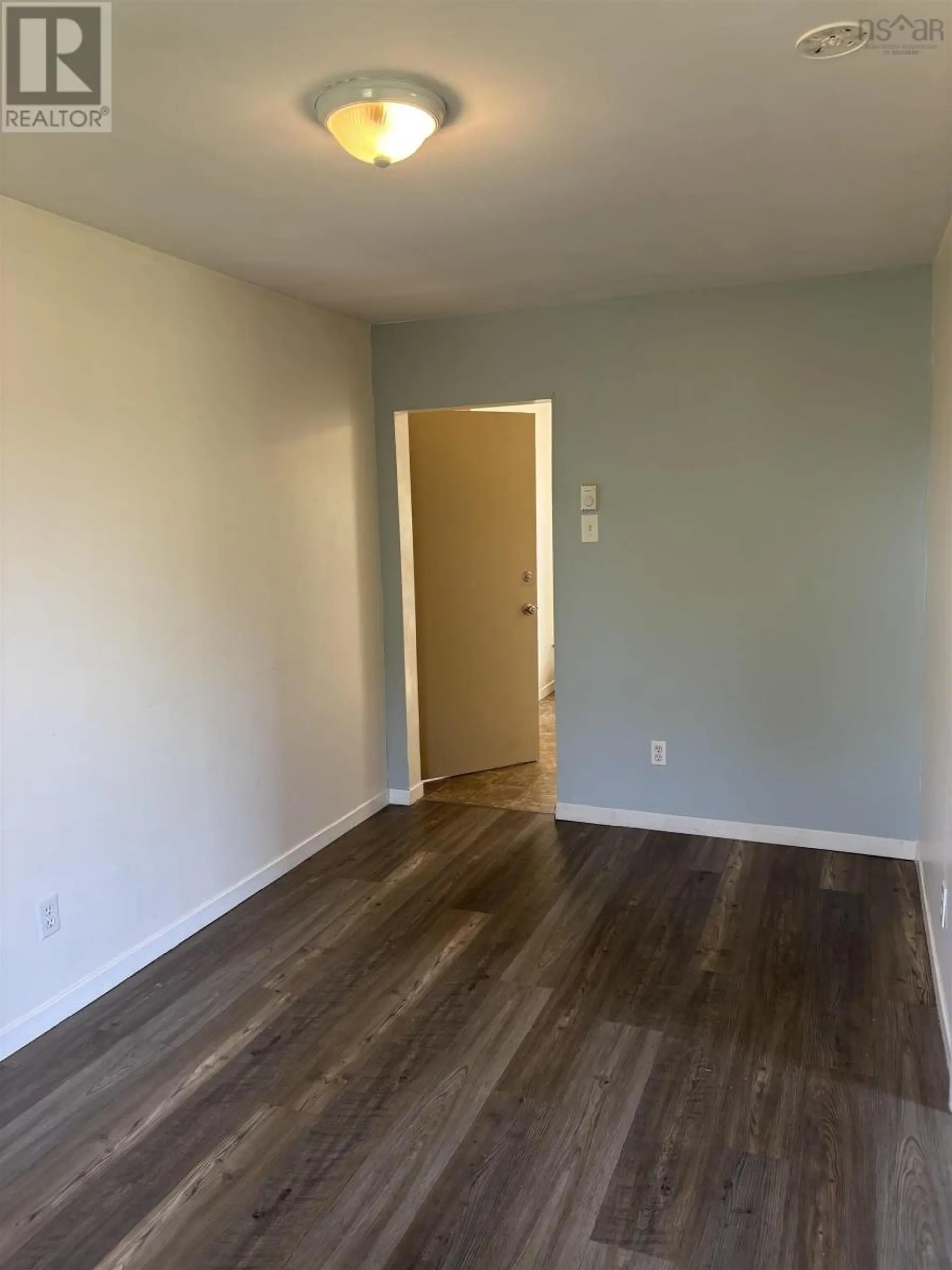 45 Mechanic Street - Image 14