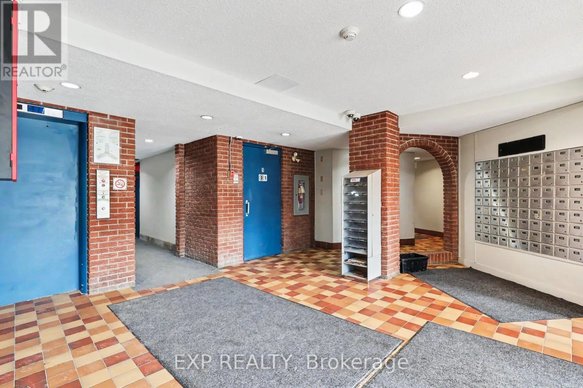 #405A 2044 ARROWSMITH DRIVE - Image 3