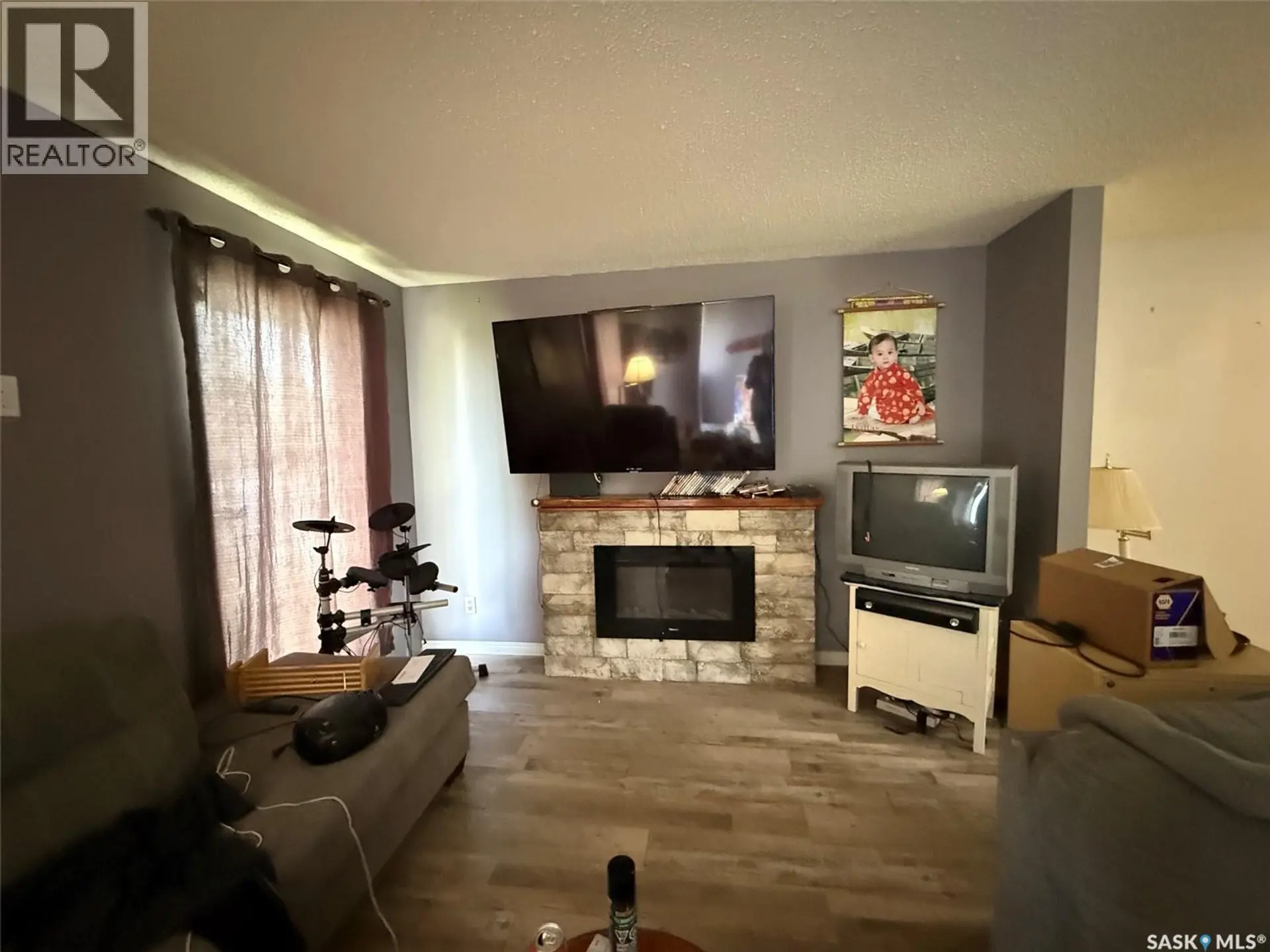 8912 Deans CRESCENT - Image 2