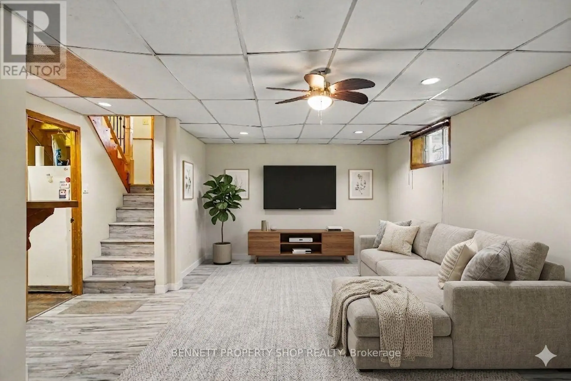 22 POOLE CREEK CRESCENT - Image 15