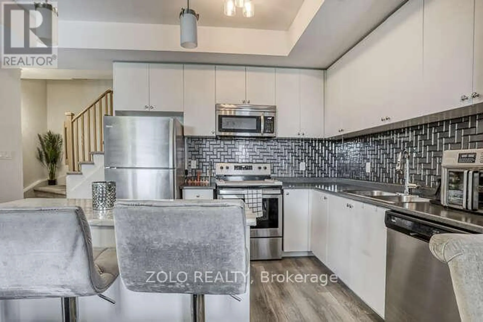 #218 1555 KINGSTON ROAD - Image 5