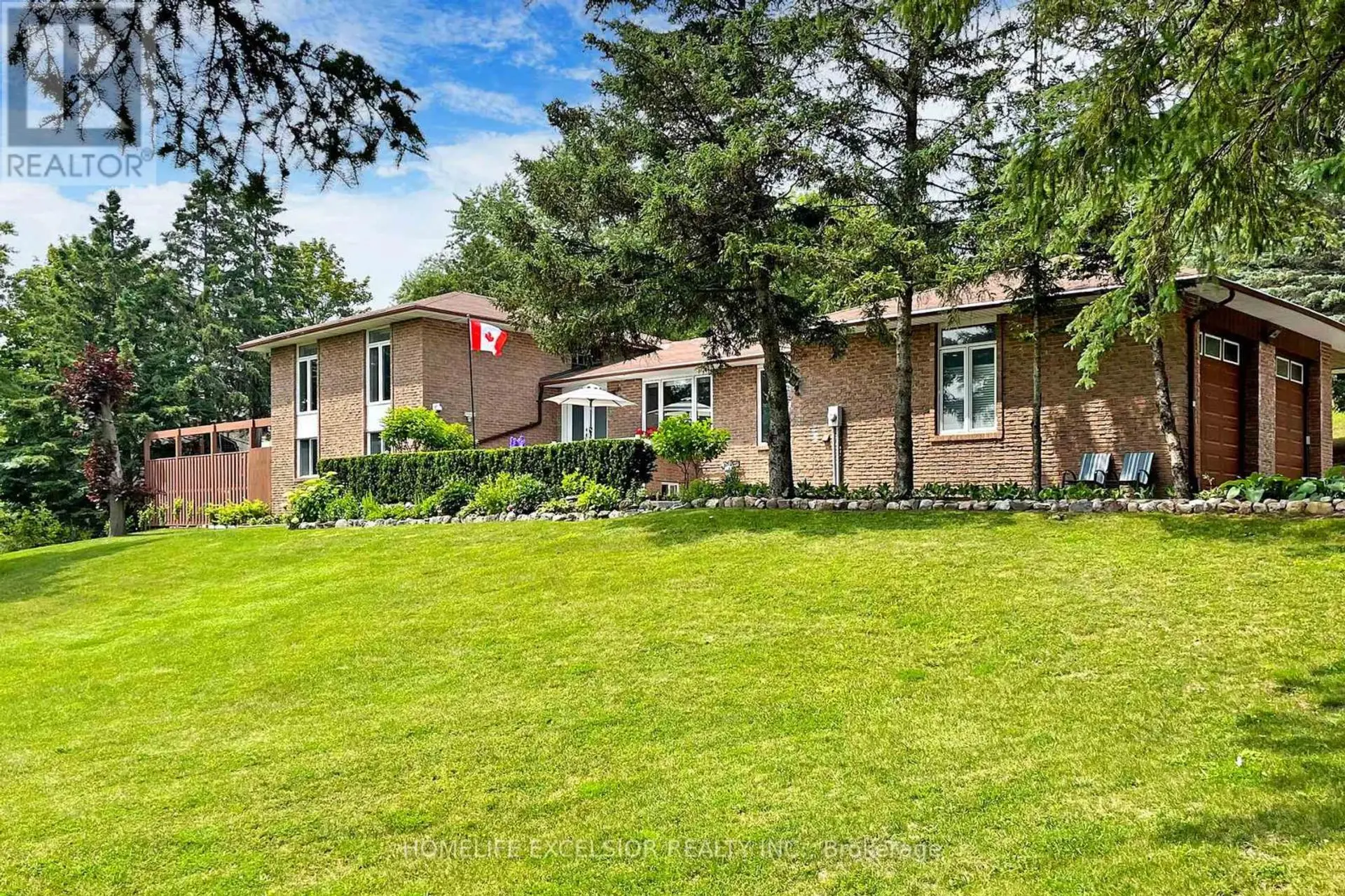 550 MOUNT ALBERT ROAD - Image 1