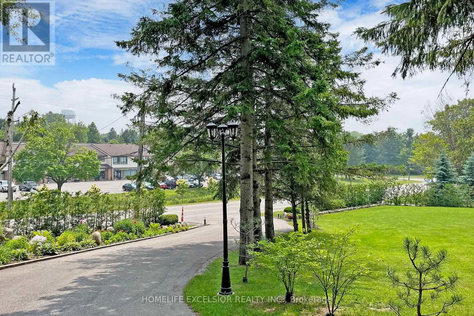 550 MOUNT ALBERT ROAD - Image 2