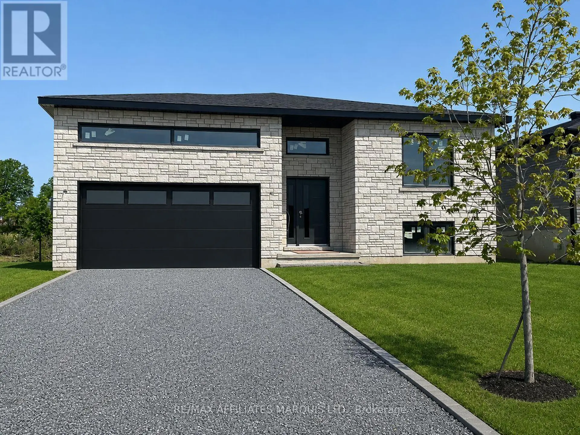 176 EMILY JADE CRESCENT