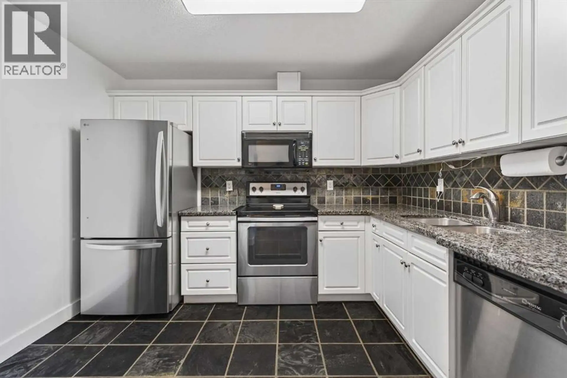 #401 735 56 Avenue SW - Image 5