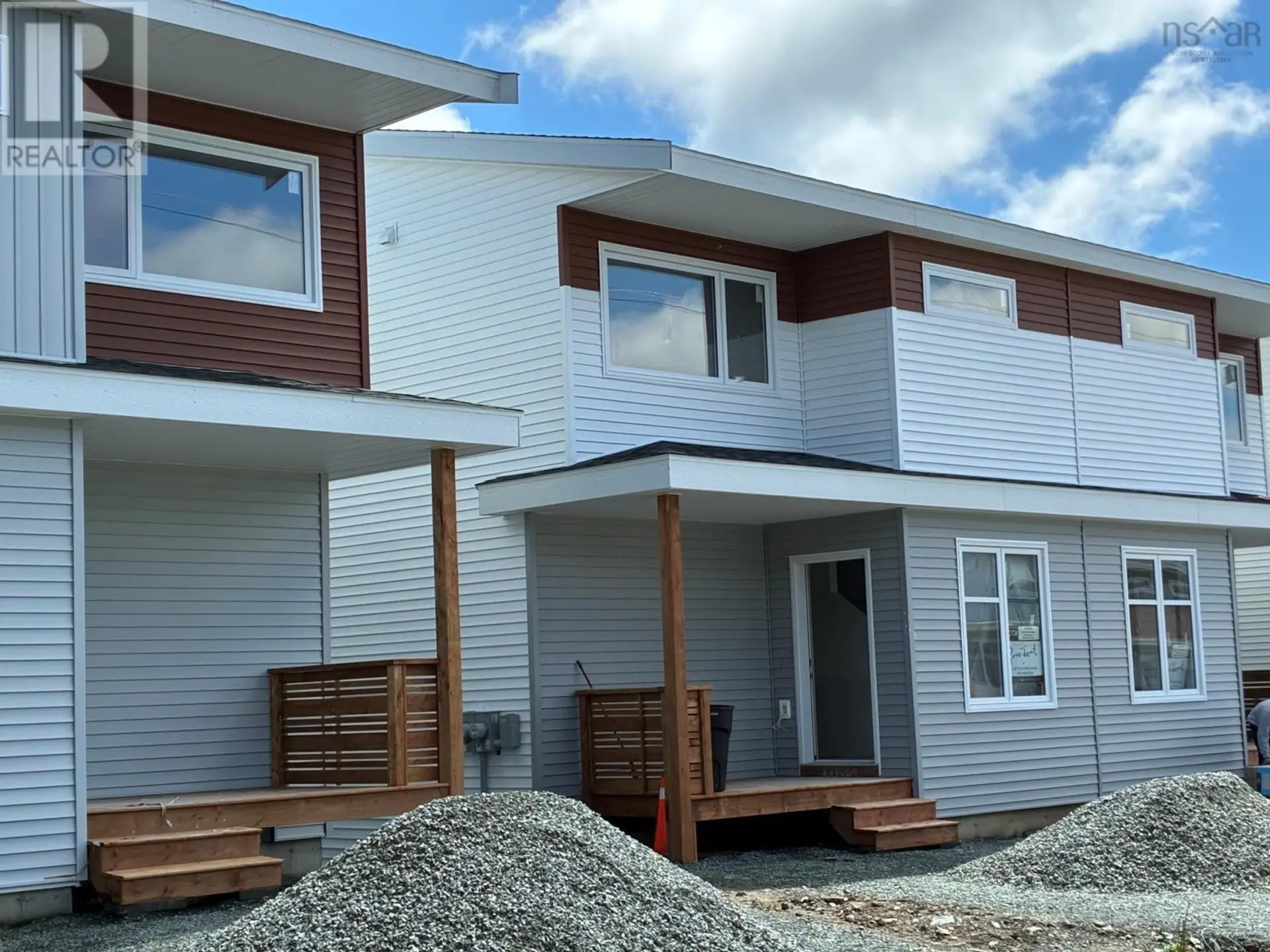 34 Berm Street - Image 2
