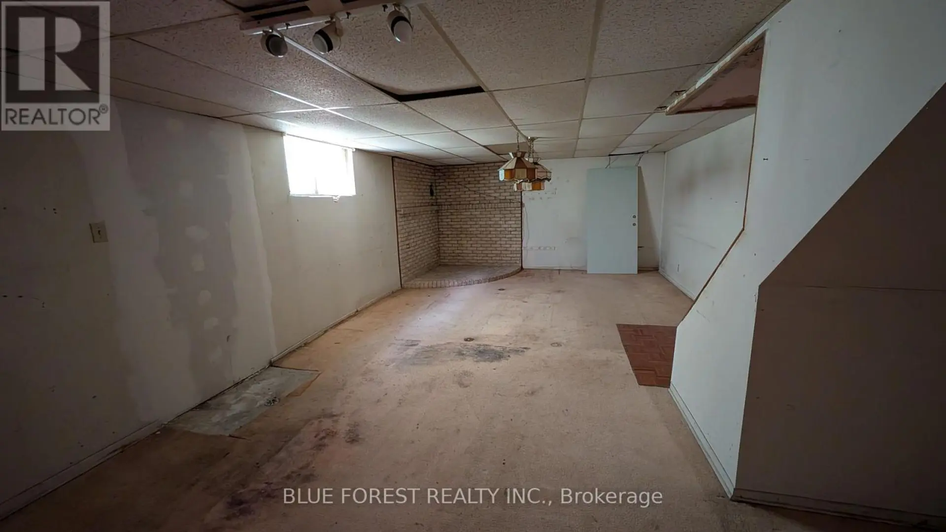 112 MARLBOROUGH AVENUE - Image 7