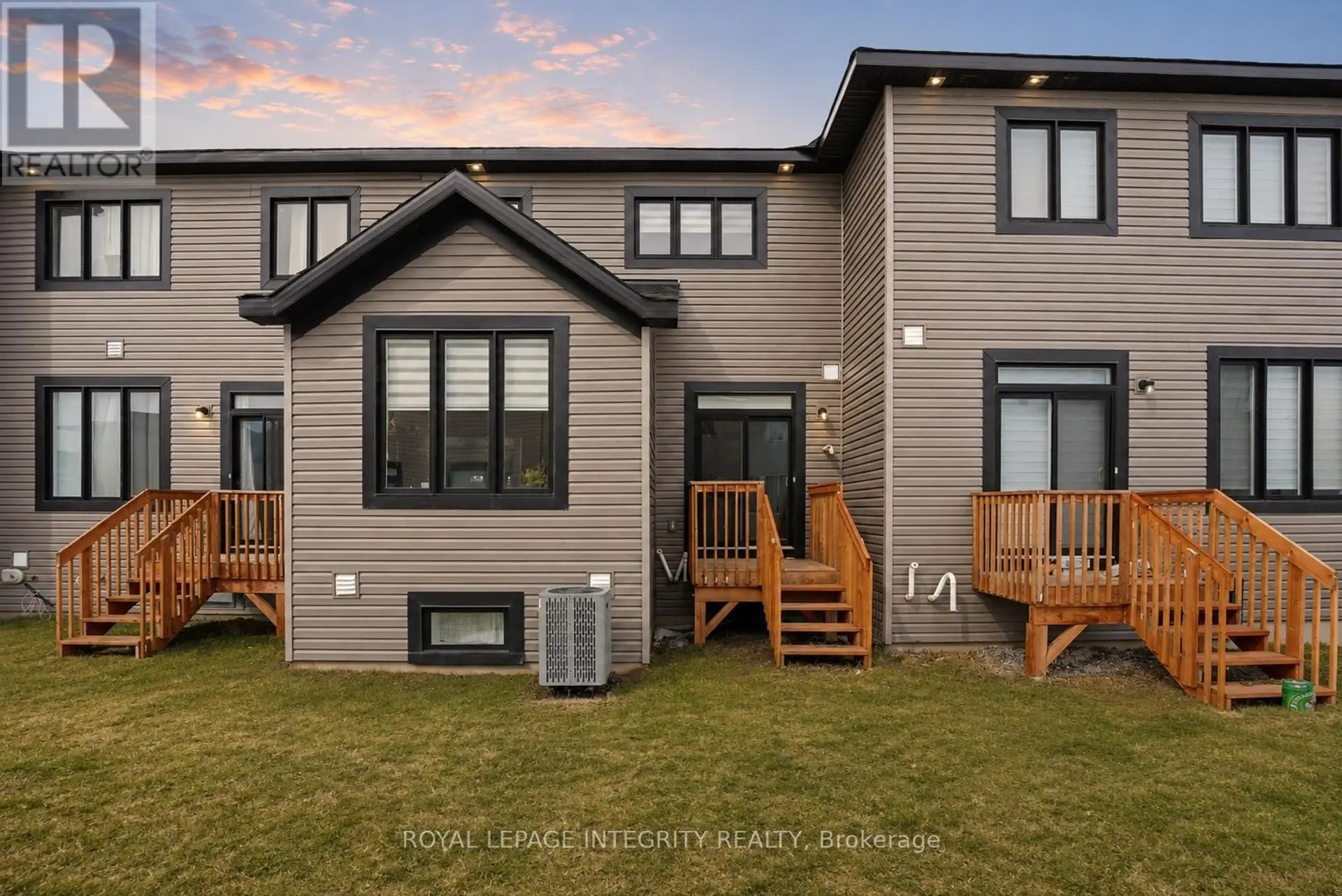 36 JARGEAU ROAD - Image 17