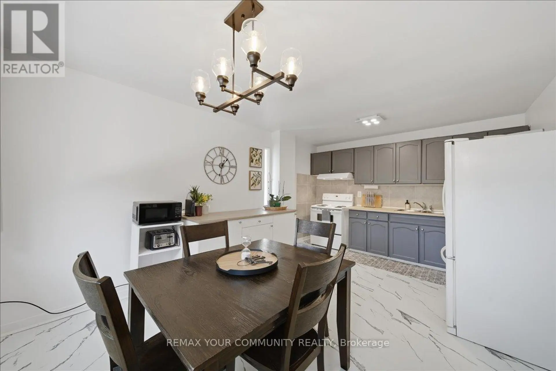 #3 23 BROOKWELL DRIVE - Image 2