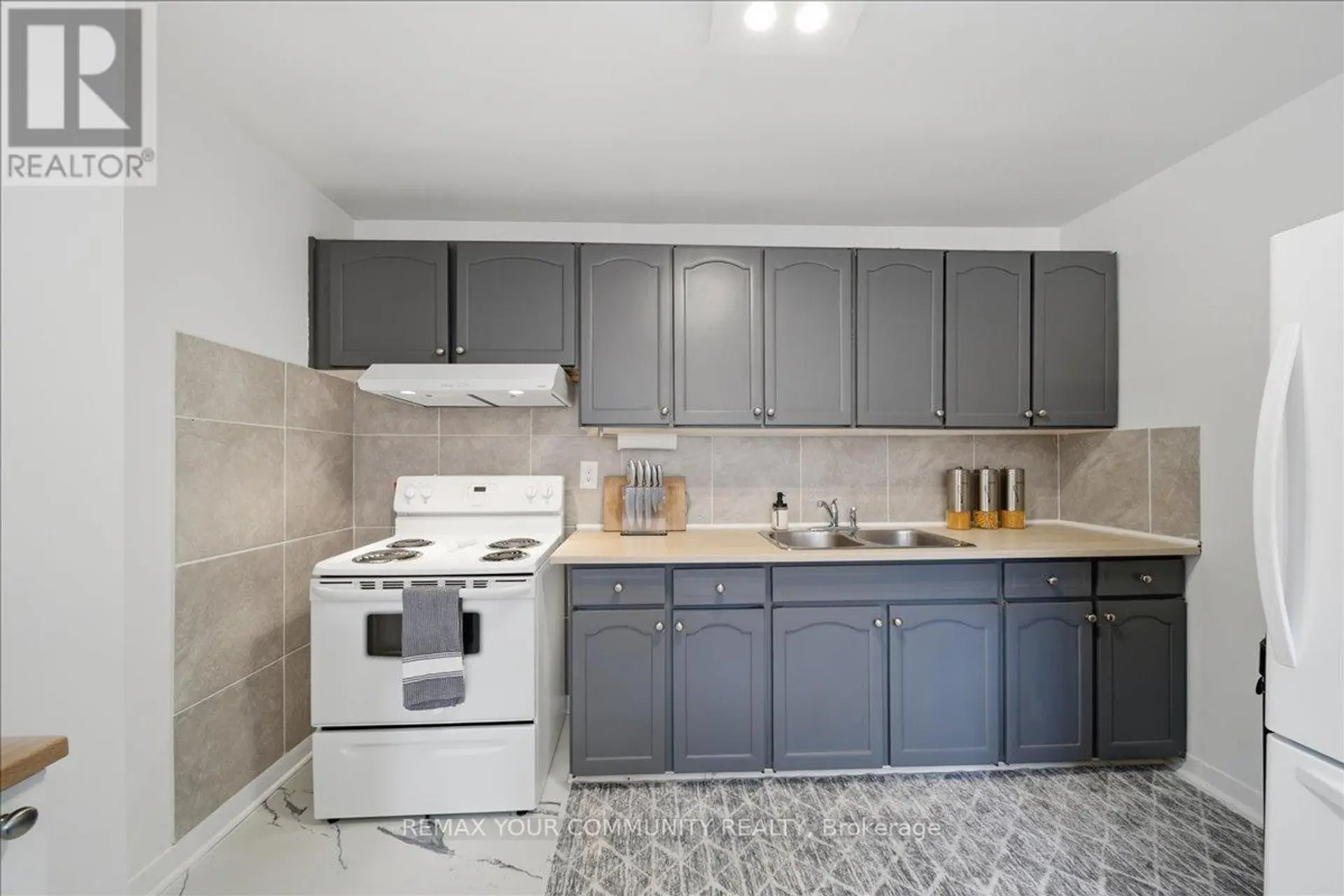 #3 23 BROOKWELL DRIVE - Image 4