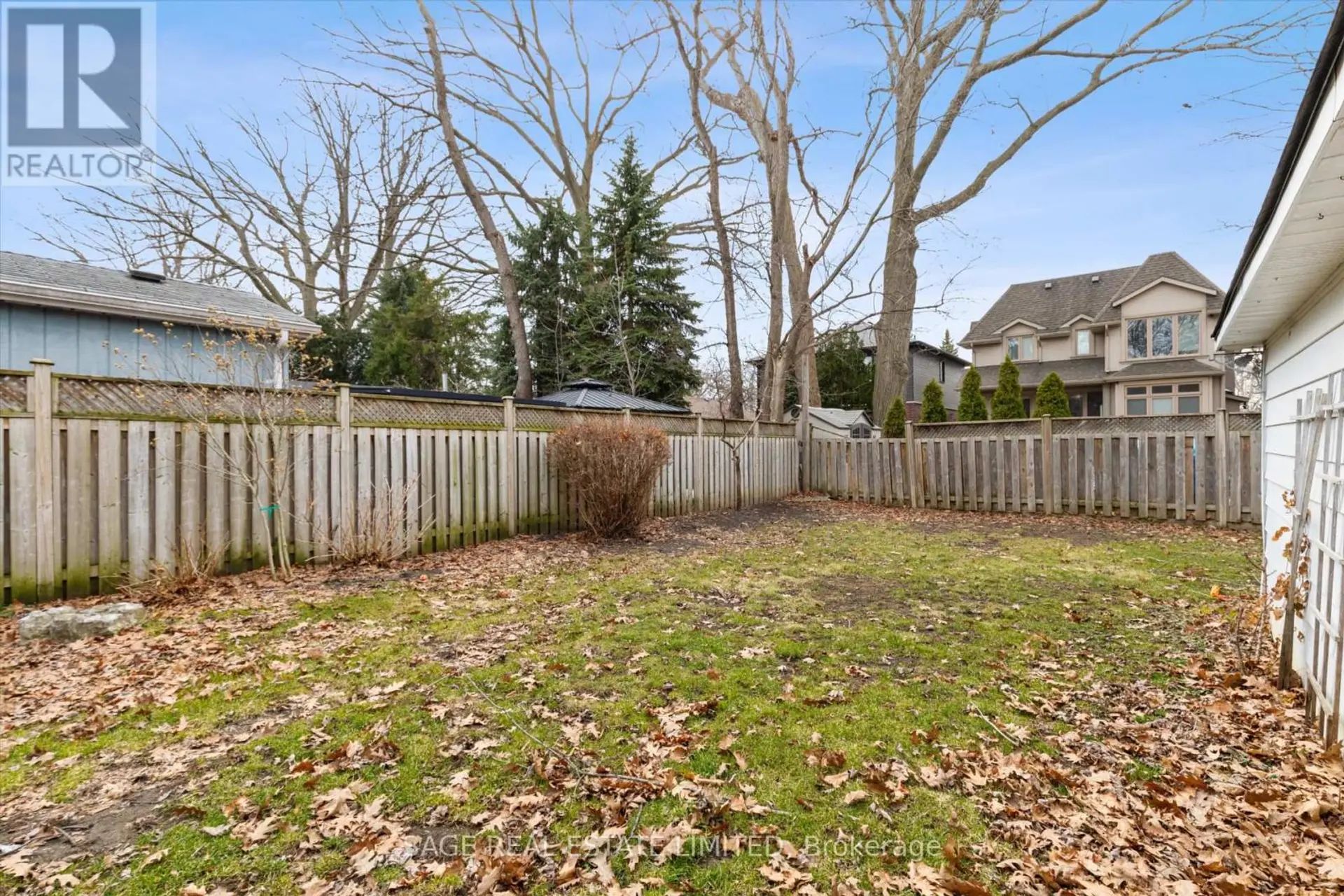 11 CHELSEA DRIVE - Image 18