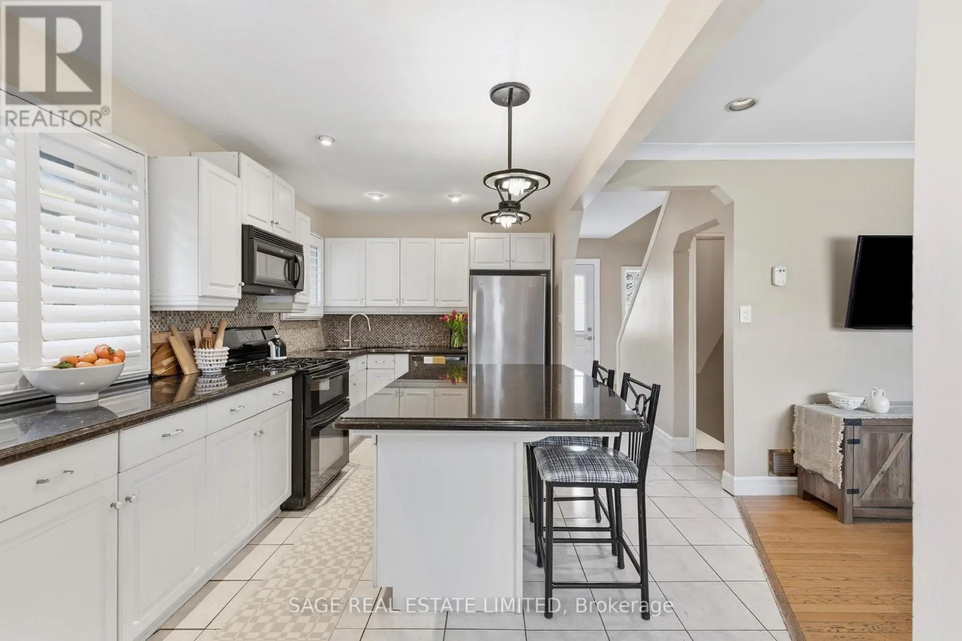 11 CHELSEA DRIVE - Image 3