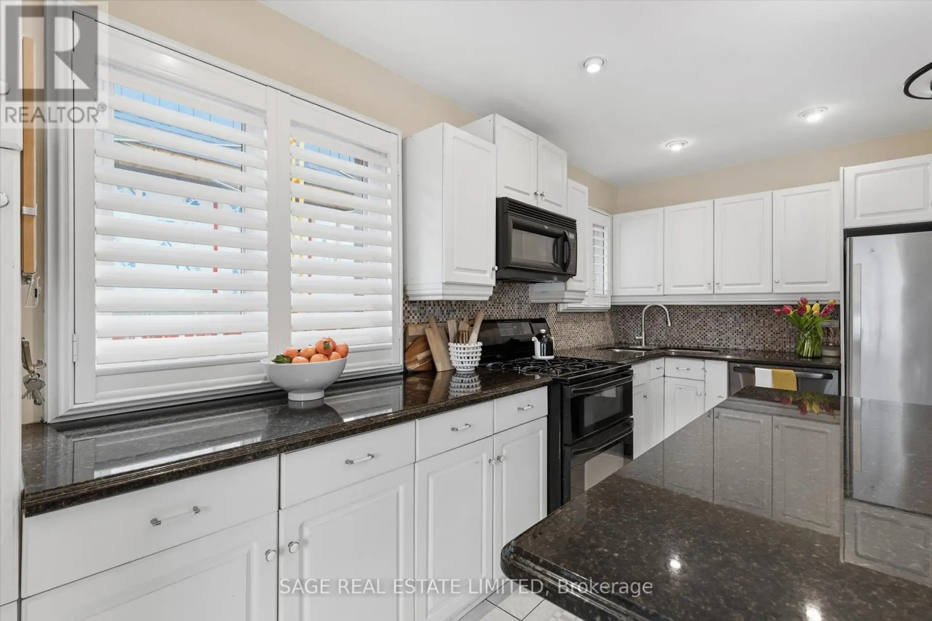 11 CHELSEA DRIVE - Image 4