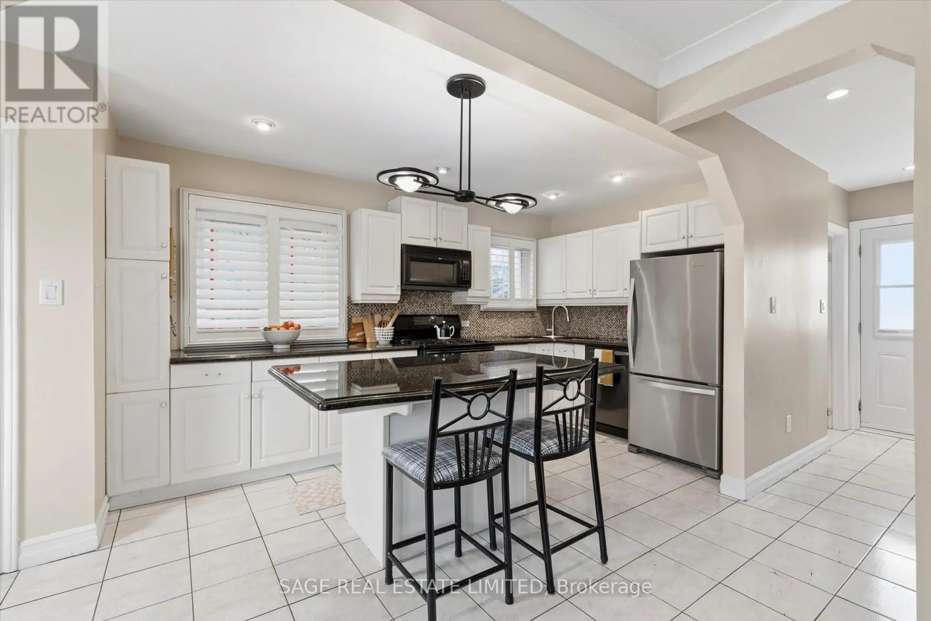 11 CHELSEA DRIVE - Image 5
