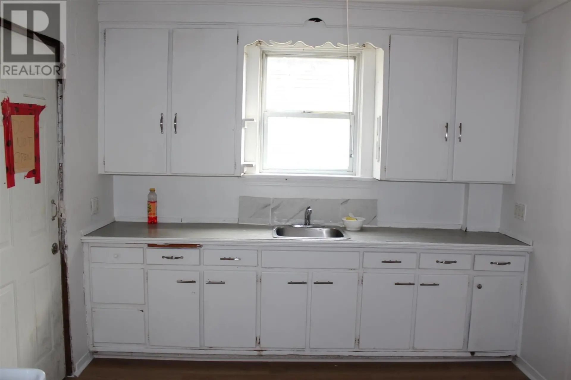 97 St Georges AVE - Image 4