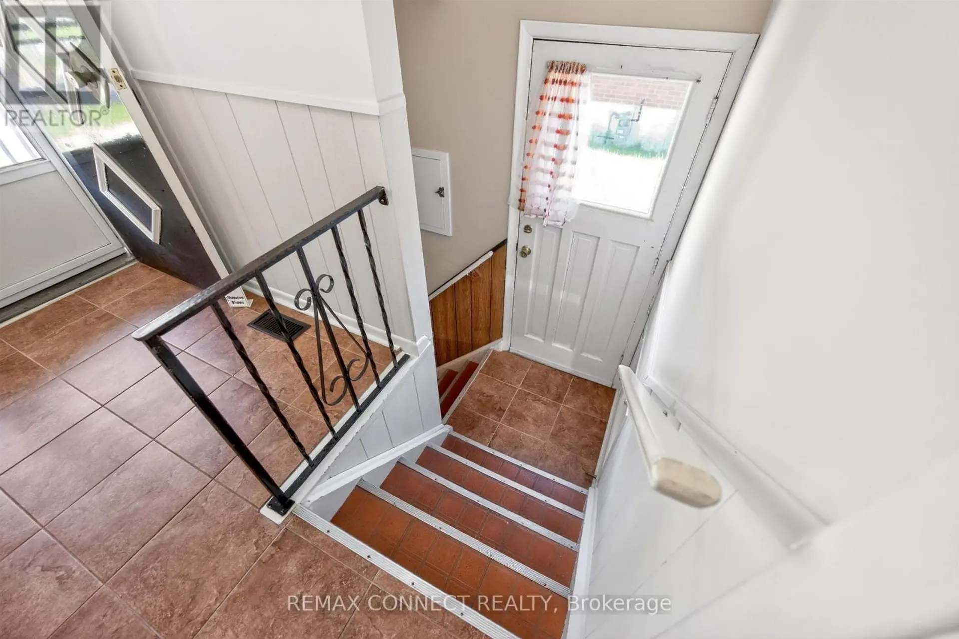 6 FARADAY DRIVE - Image 13