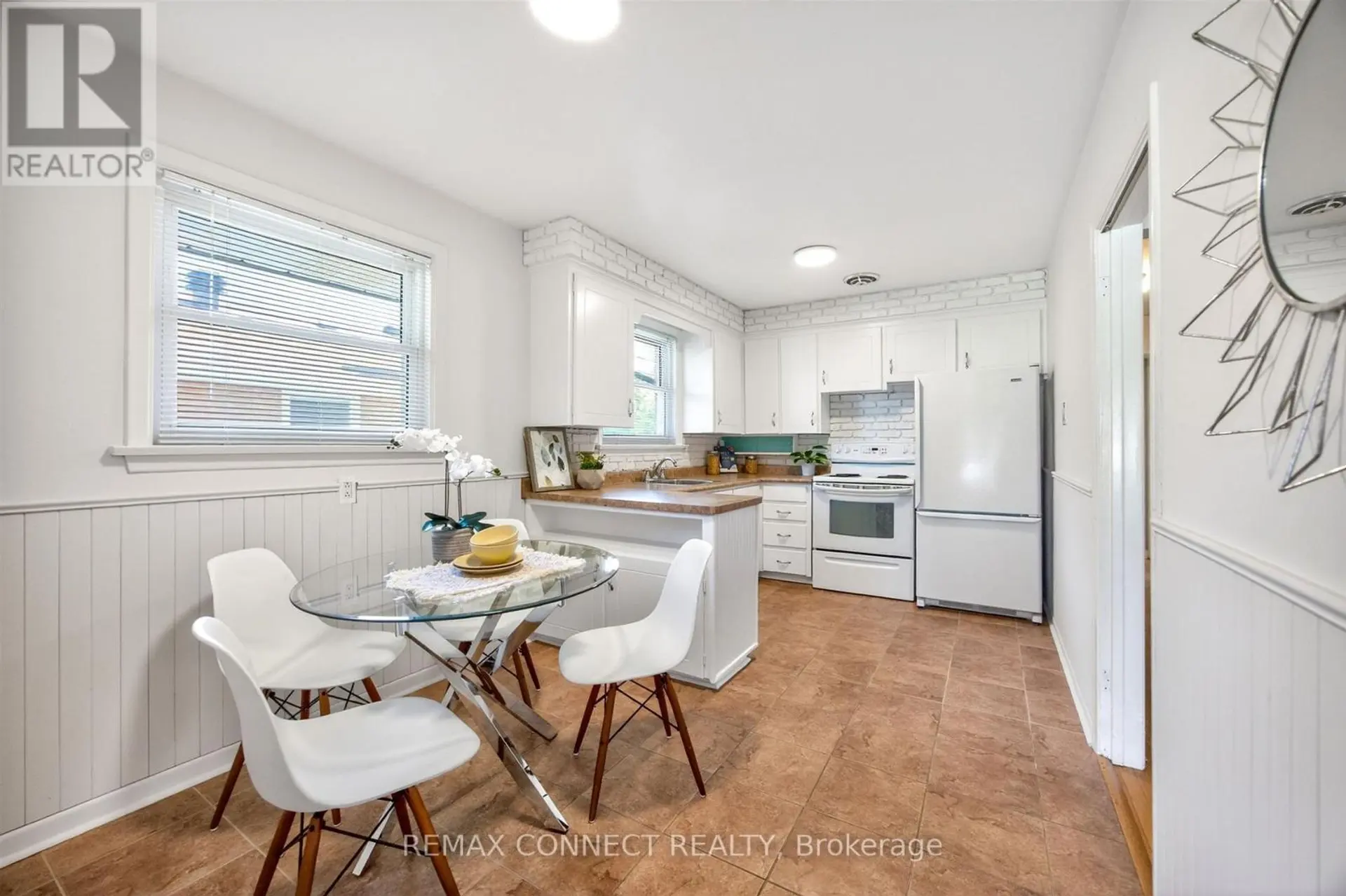 6 FARADAY DRIVE - Image 8