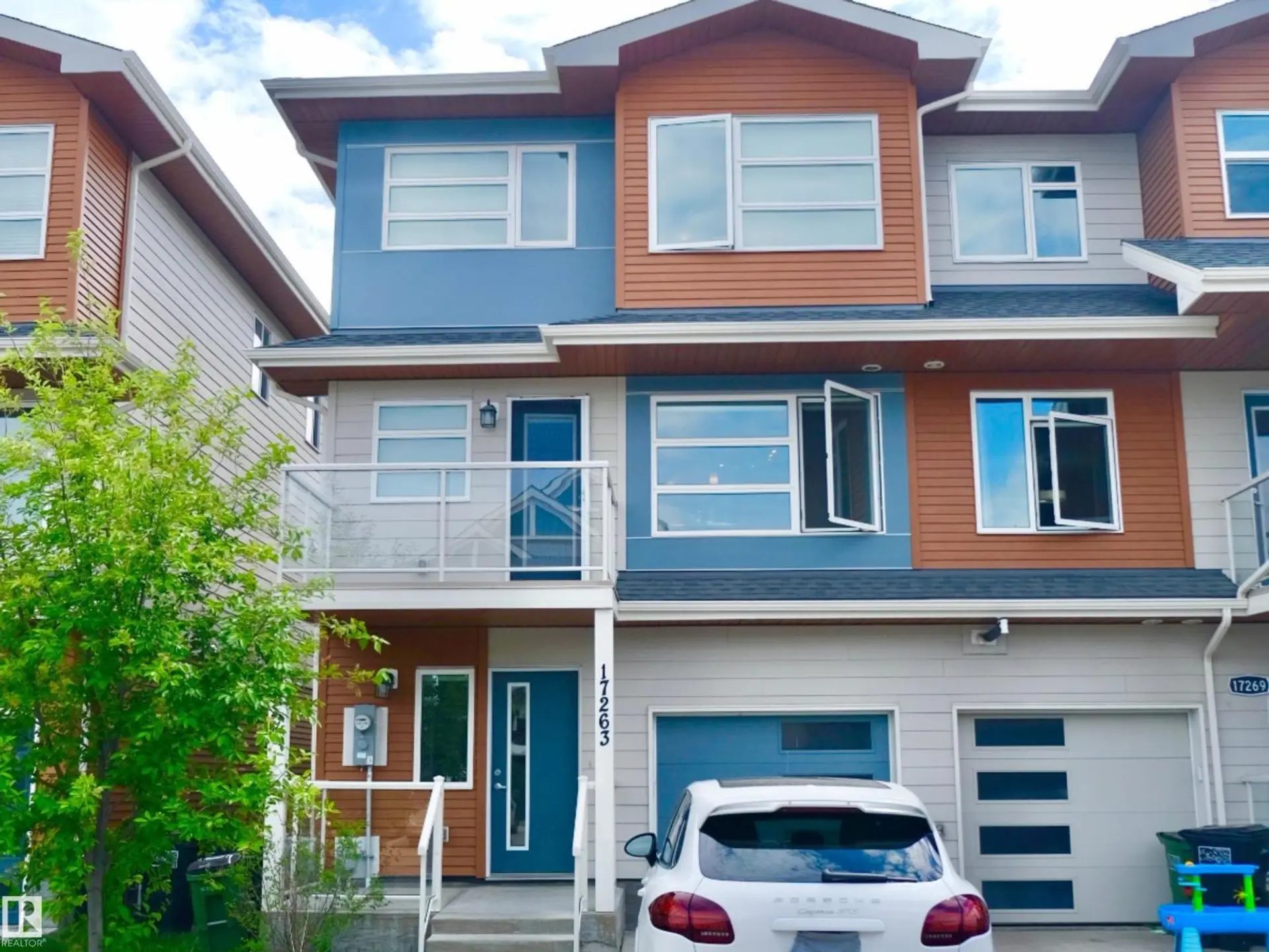17263 9 AV SW SW - Image 2