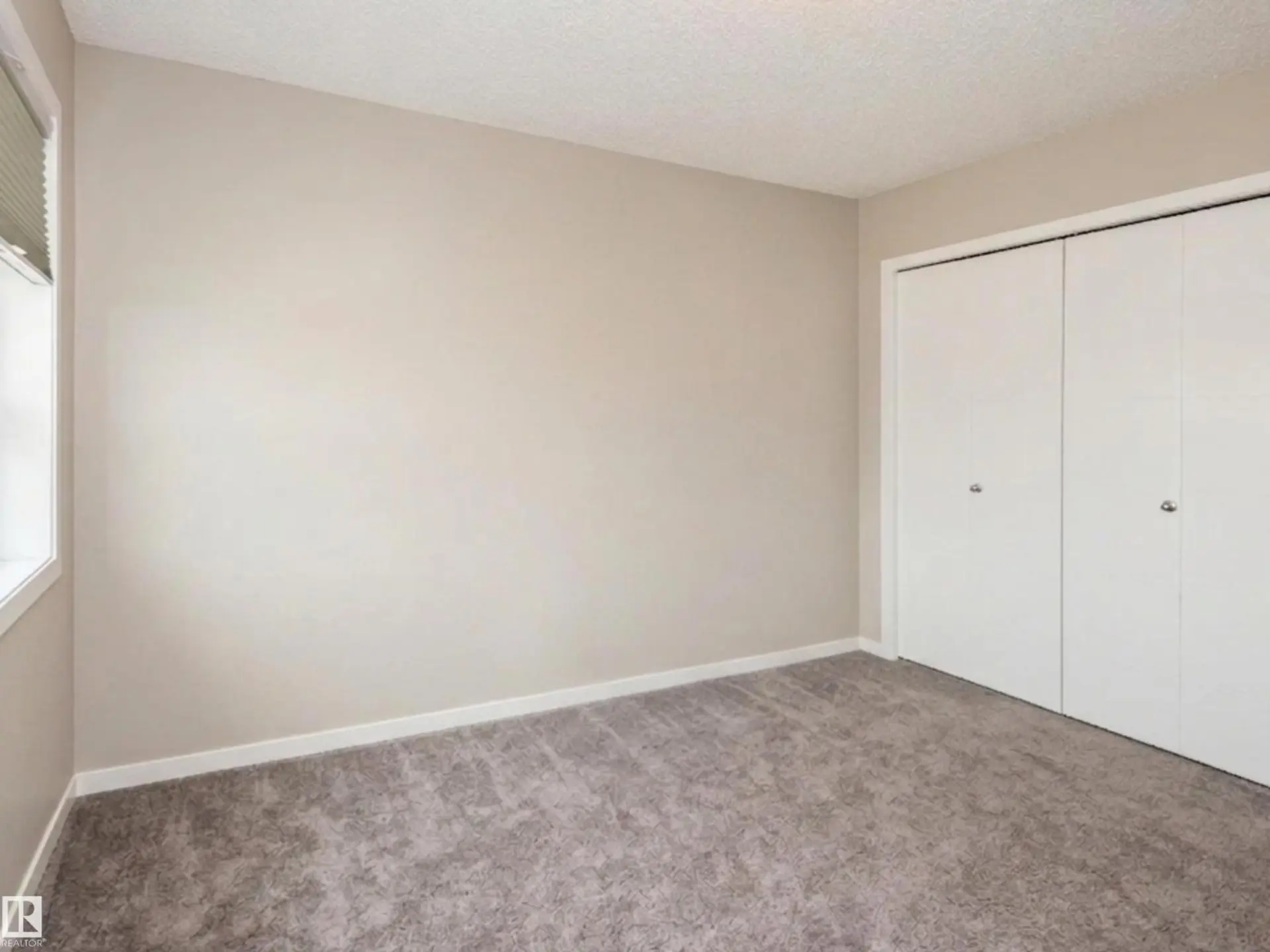 17263 9 AV SW SW - Image 12