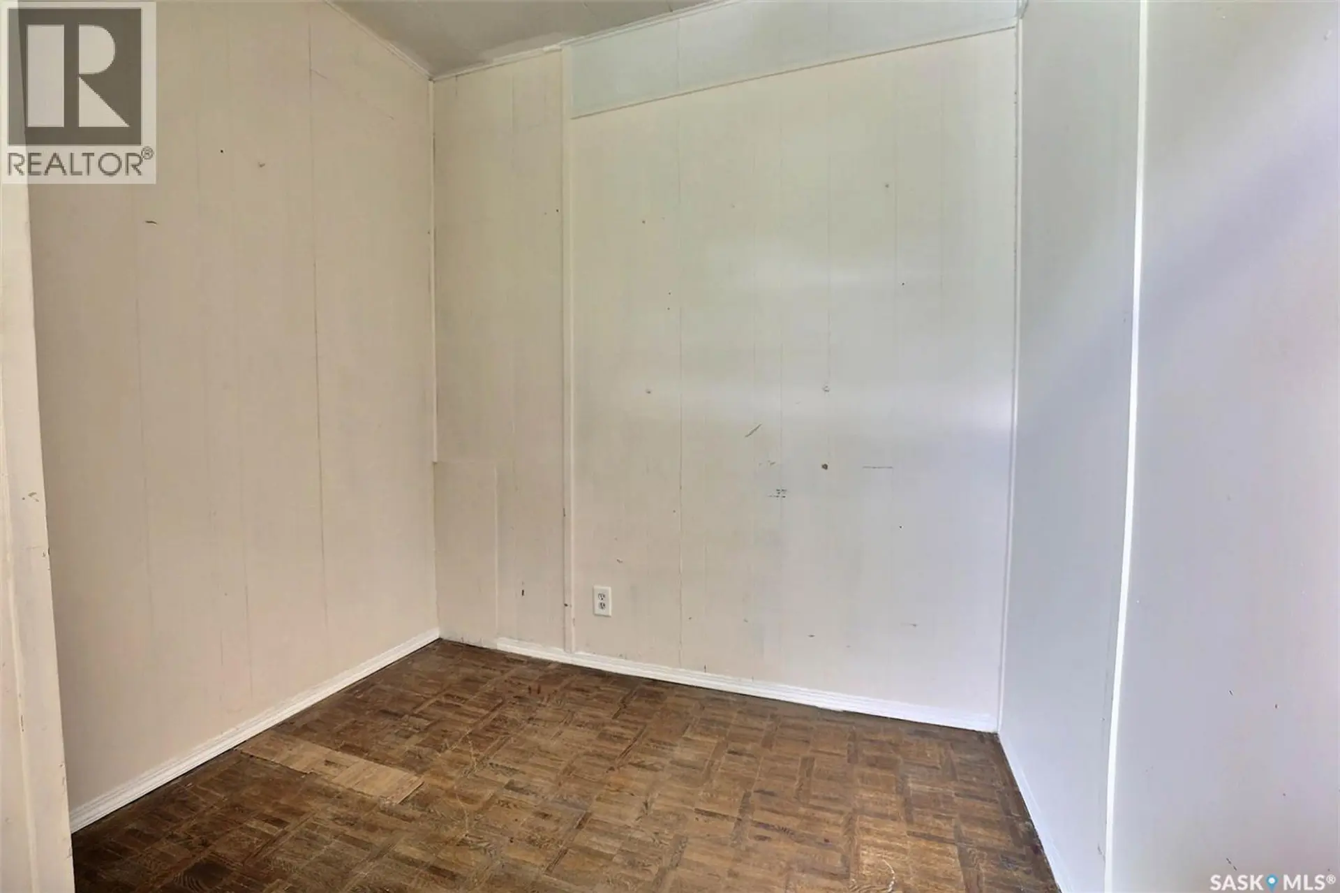 2030 queen STREET - Image 3