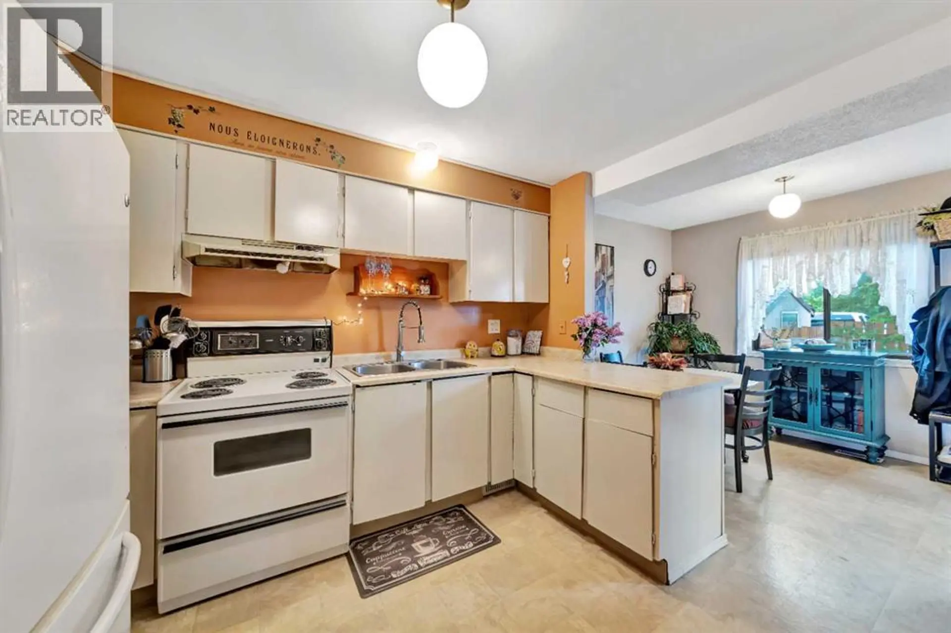 #4, 17 3 Avenue SE - Image 3