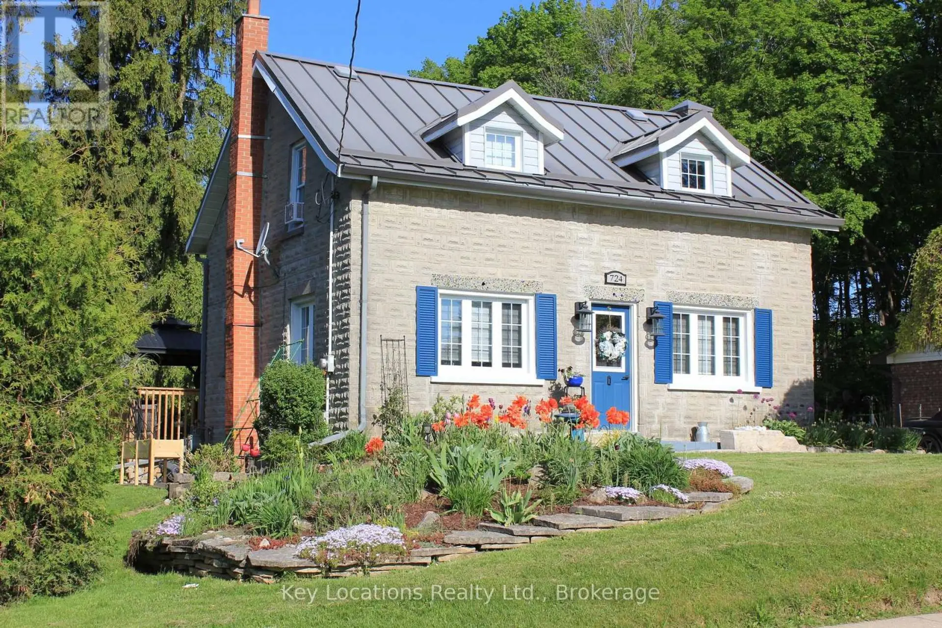 724 GOULD STREET N - Image 1