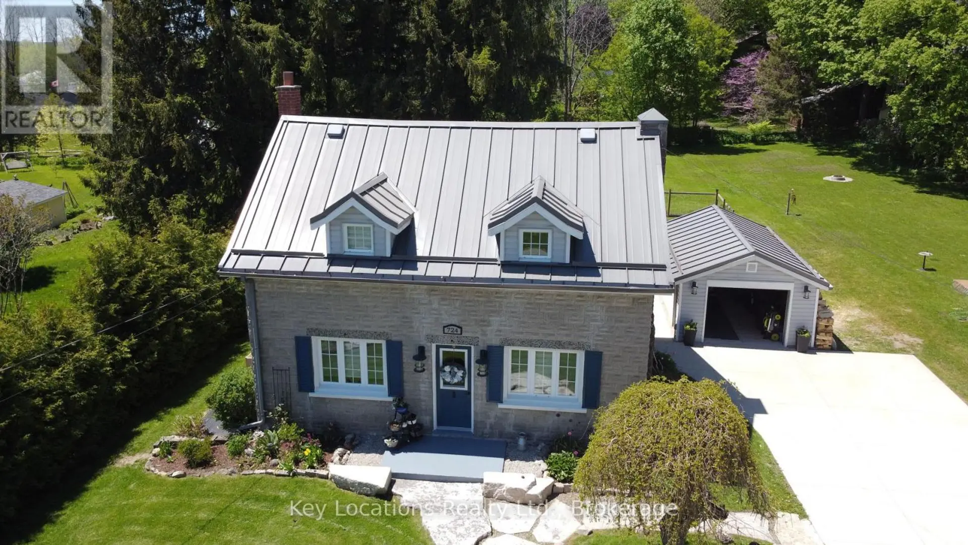 724 GOULD STREET N - Image 19