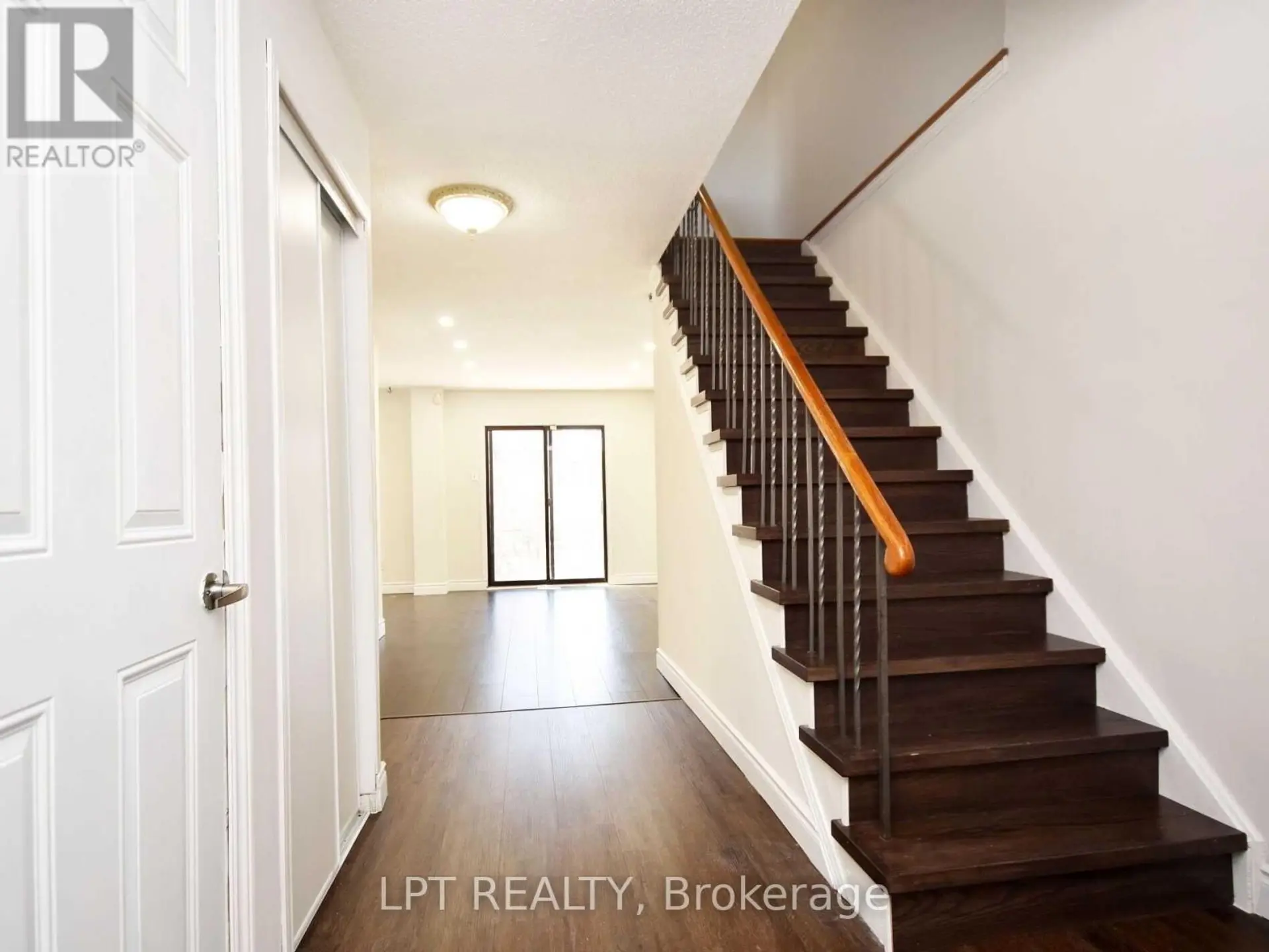 93 MARTINDALE CRESCENT - Image 3