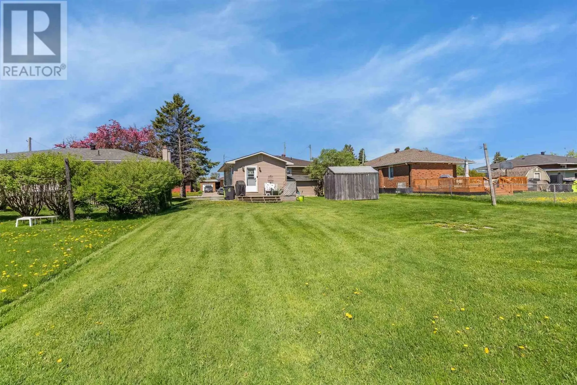 8 Dawson AVE - Image 3