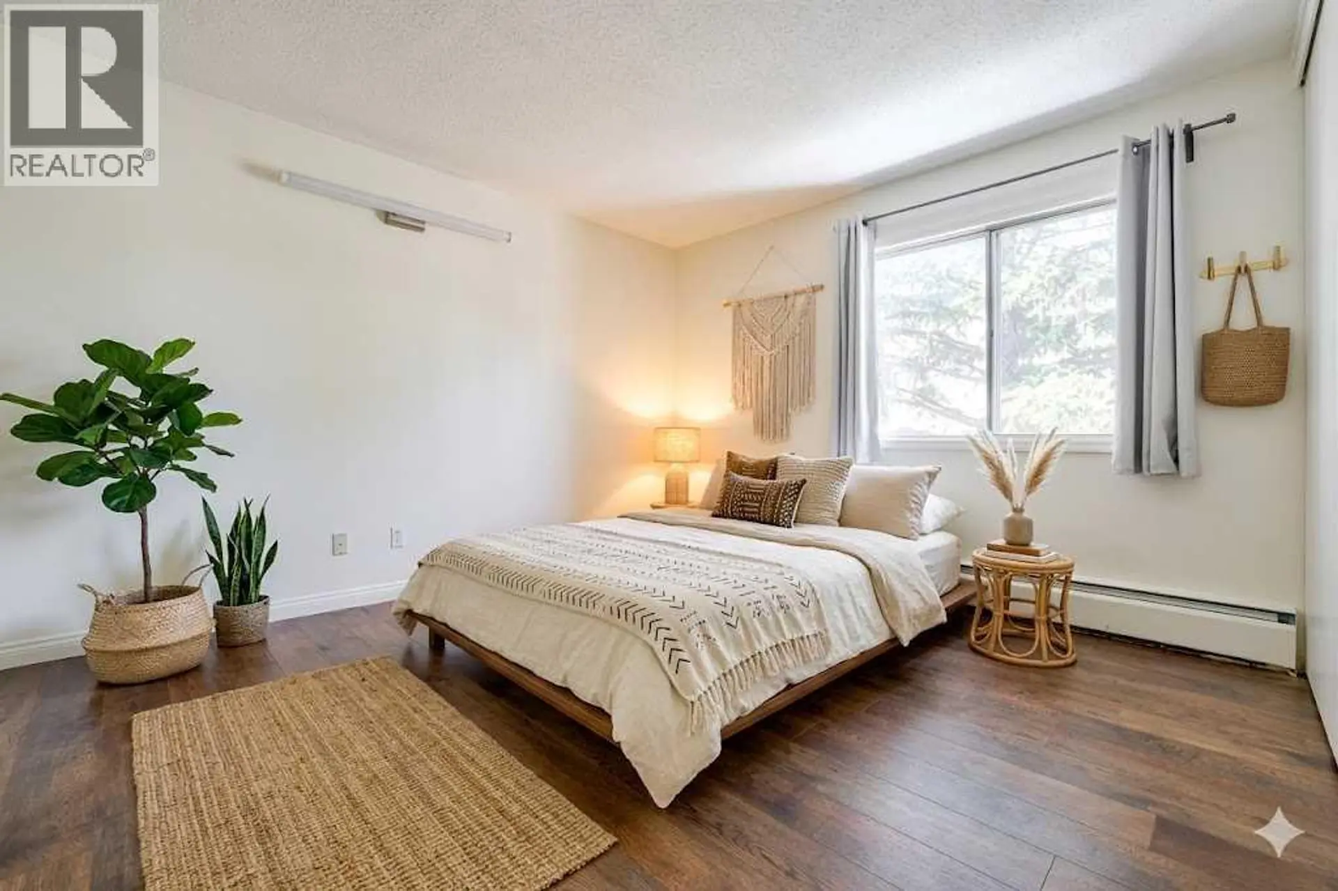 #35B 231 Heritage Drive SE - Image 11