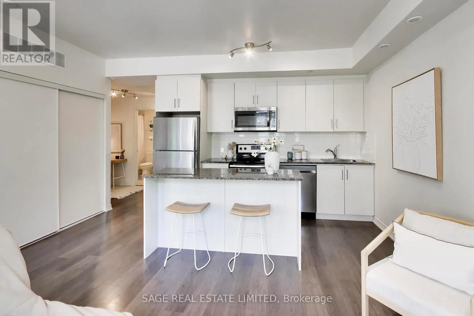 #2 130 LONG BRANCH AVENUE - Image 6
