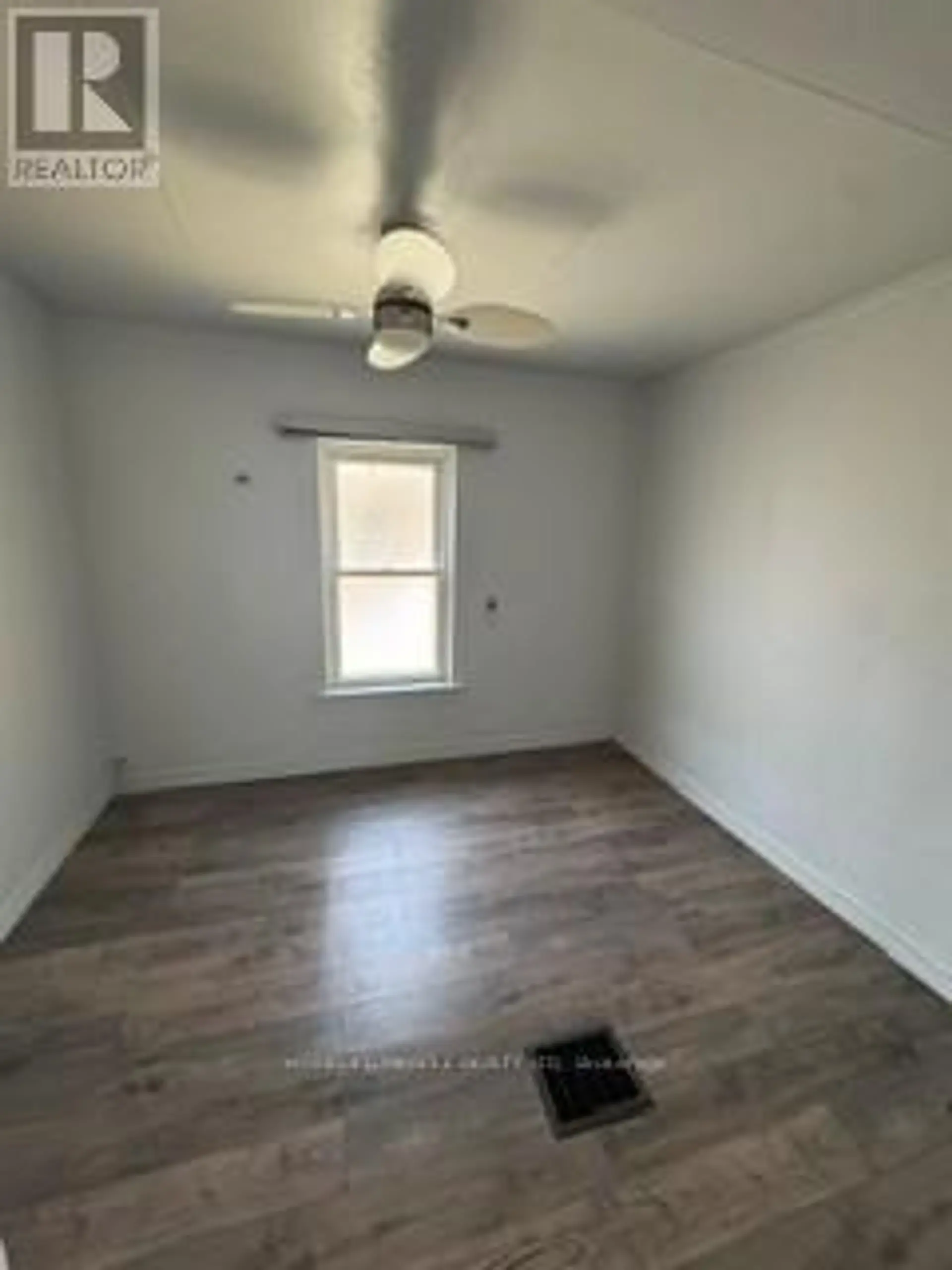 182 BLOOR STREET W - Image 7