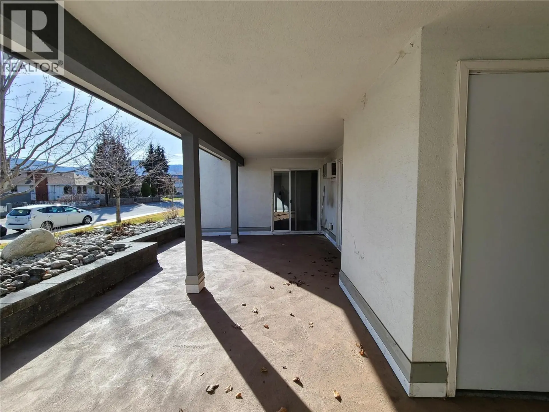 #102 329 Rigsby Street - Image 2