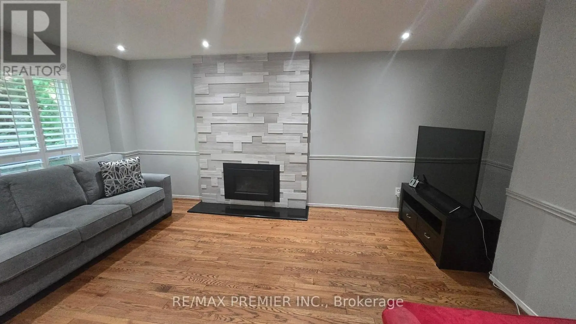 4399 BEACON LANE - Image 12