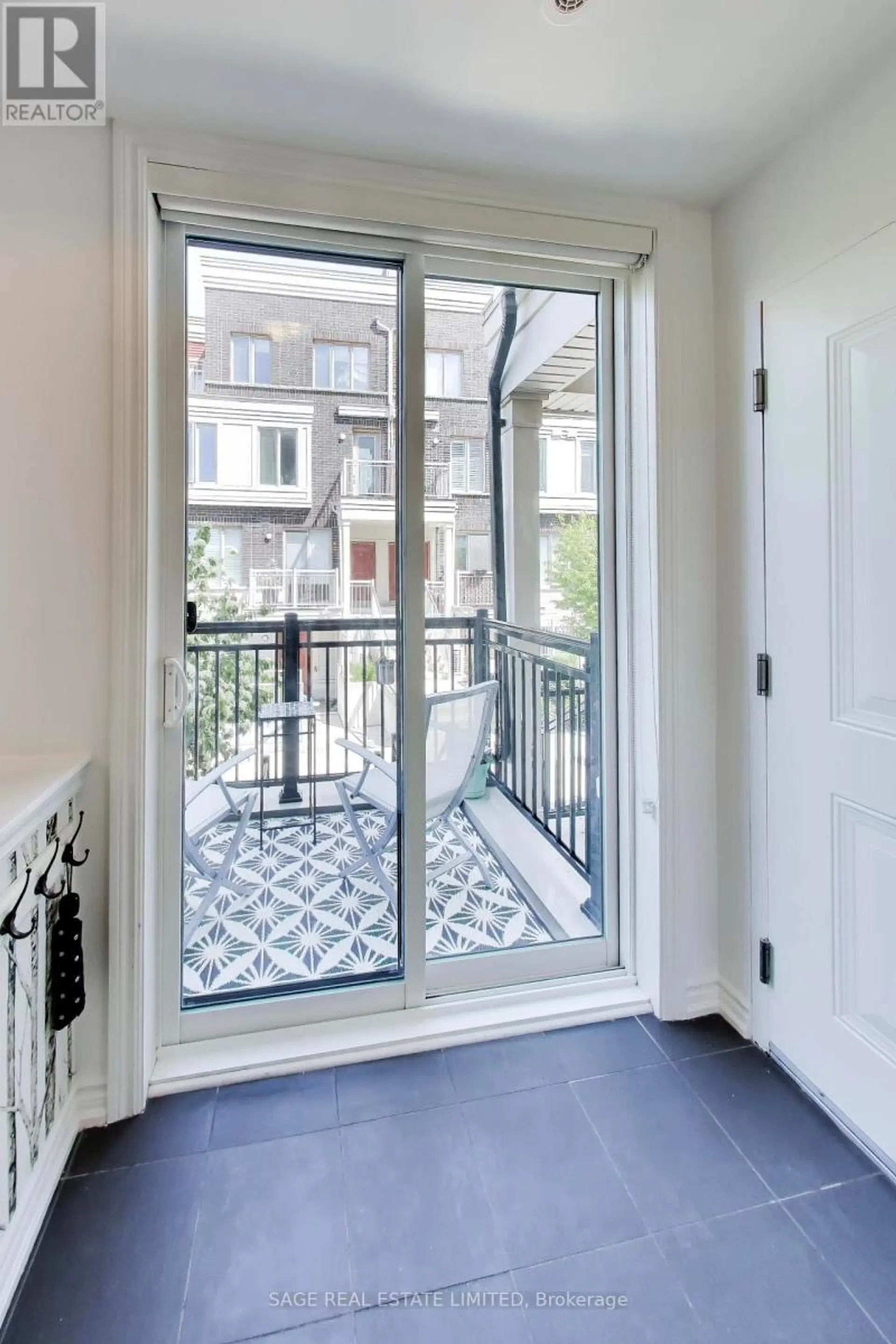 #2 130 LONG BRANCH AVENUE - Image 13