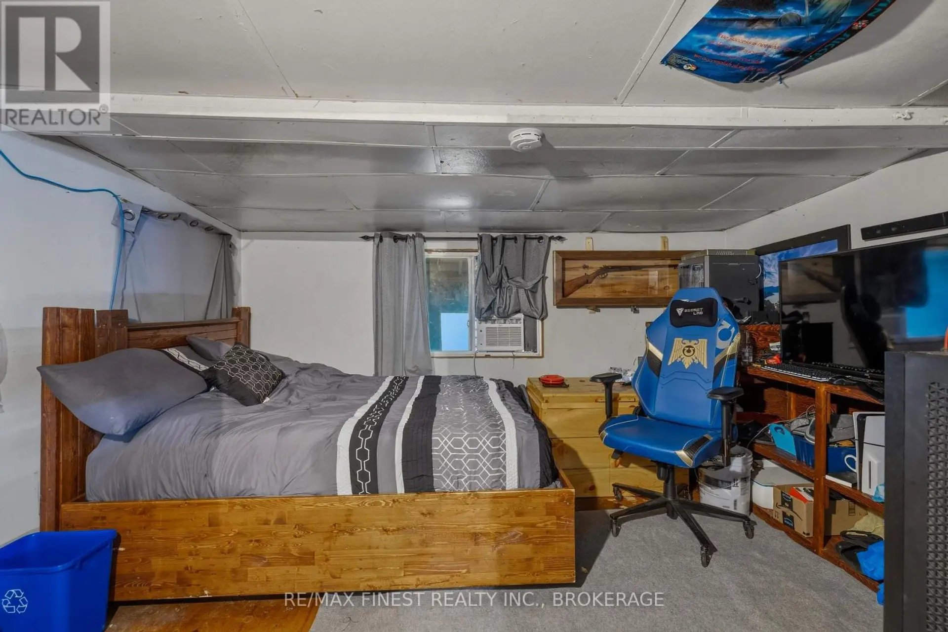 45 GRAHAM STREET W - Image 9