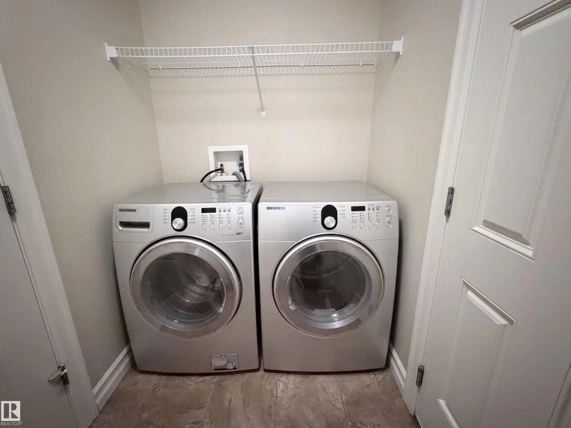 3027 26 AV NW NW - Image 9