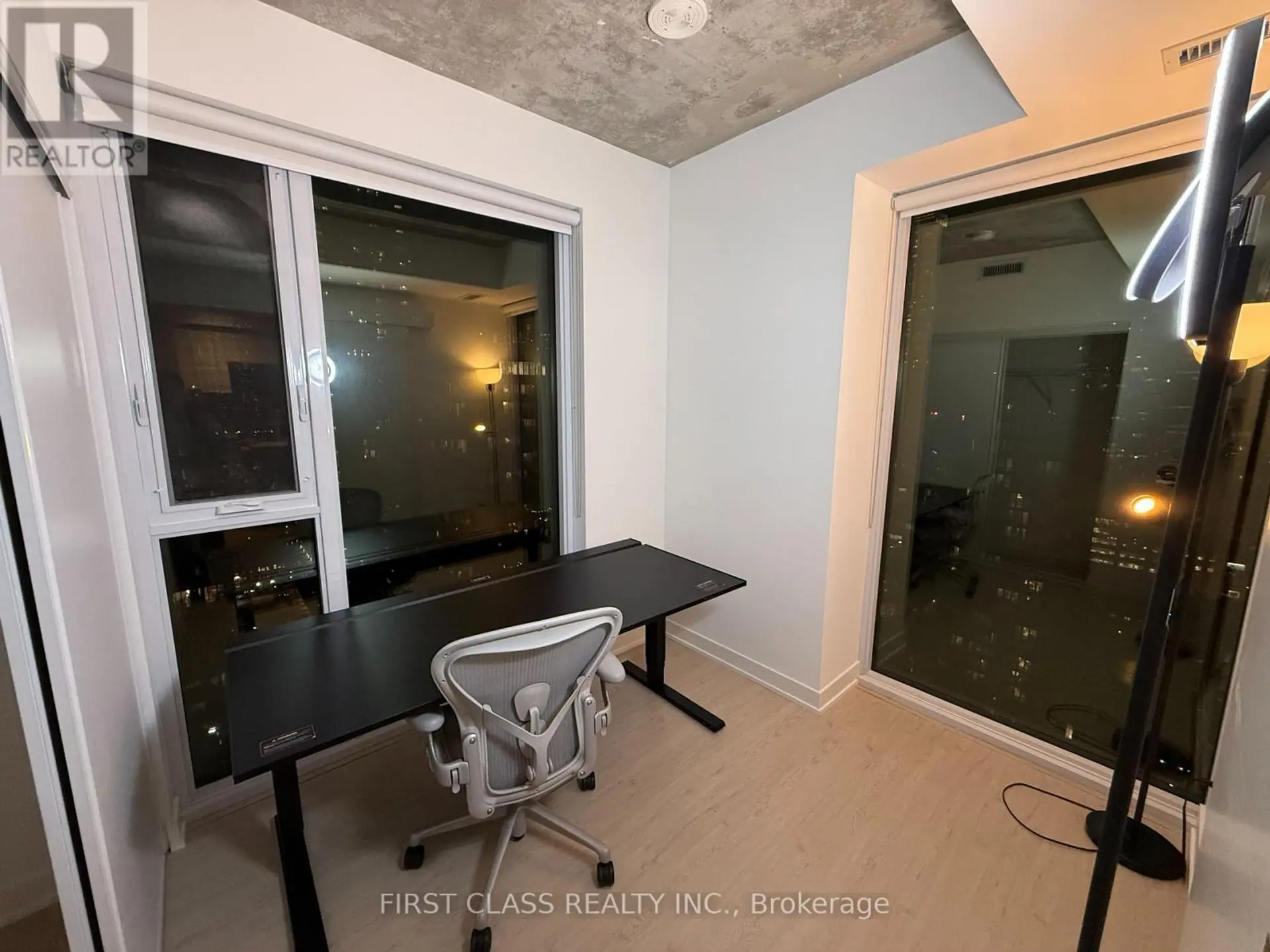 #2804 65 MUTUAL STREET - Image 8
