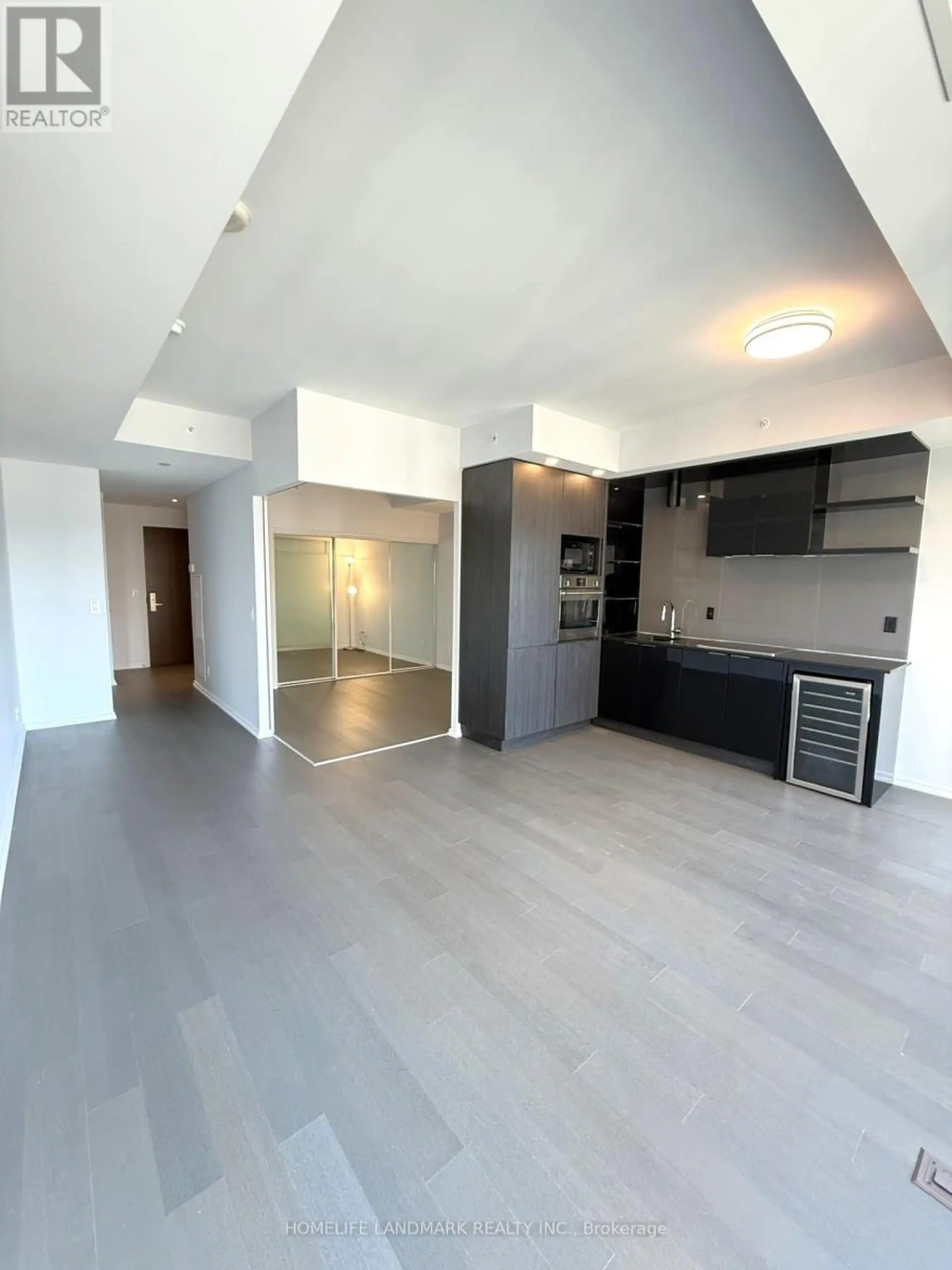 #2202 70 TEMPERANCE STREET - Image 1