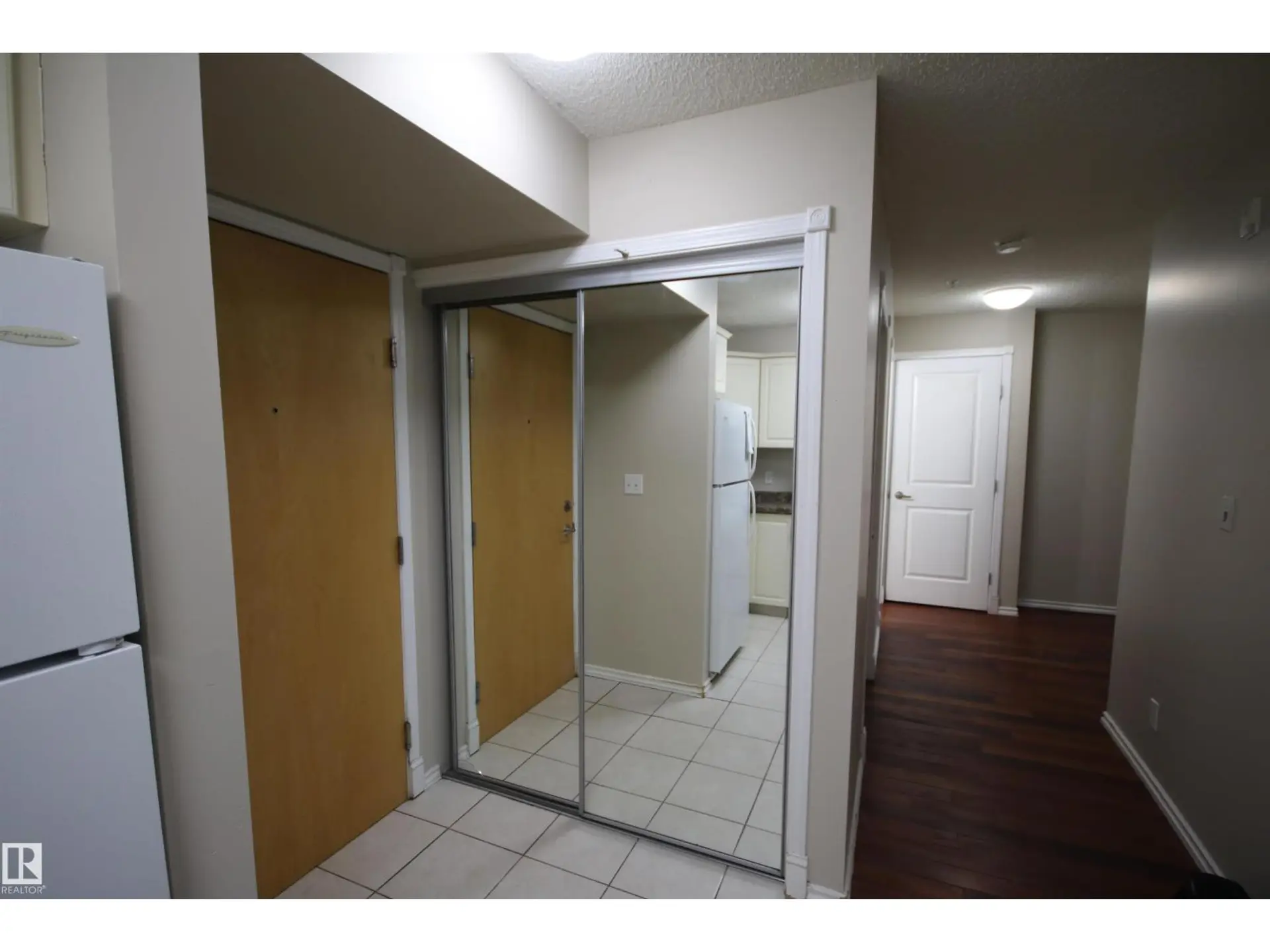 #422 17404 64 AV NW - Image 7