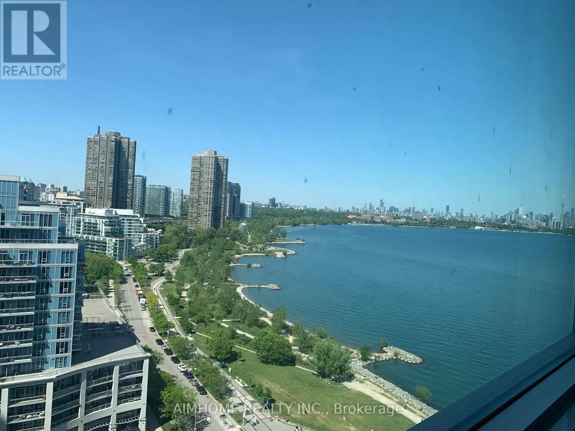 #1601 80 MARINE PARADE DRIVE - Image 1