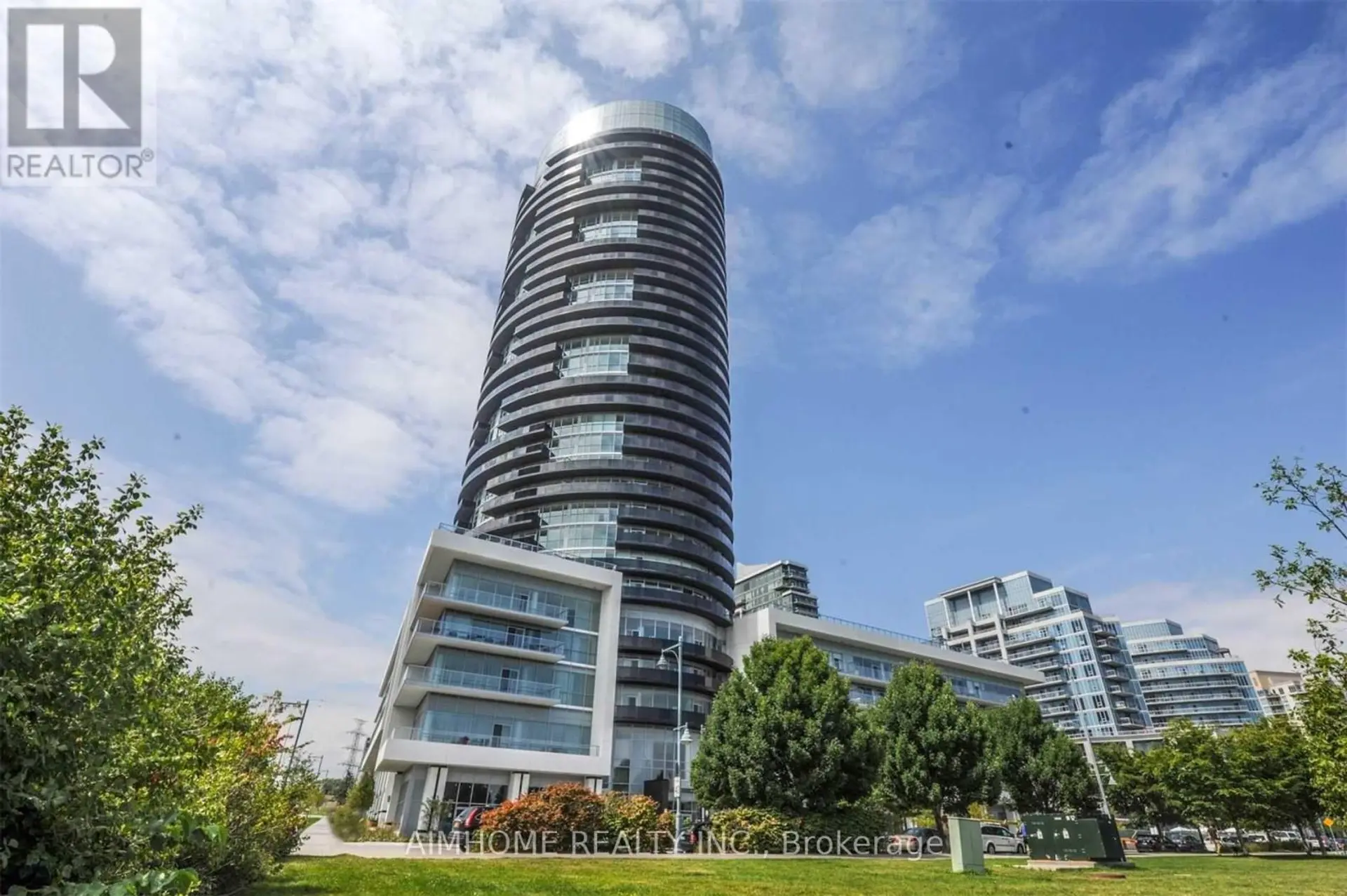#1601 80 MARINE PARADE DRIVE - Image 2