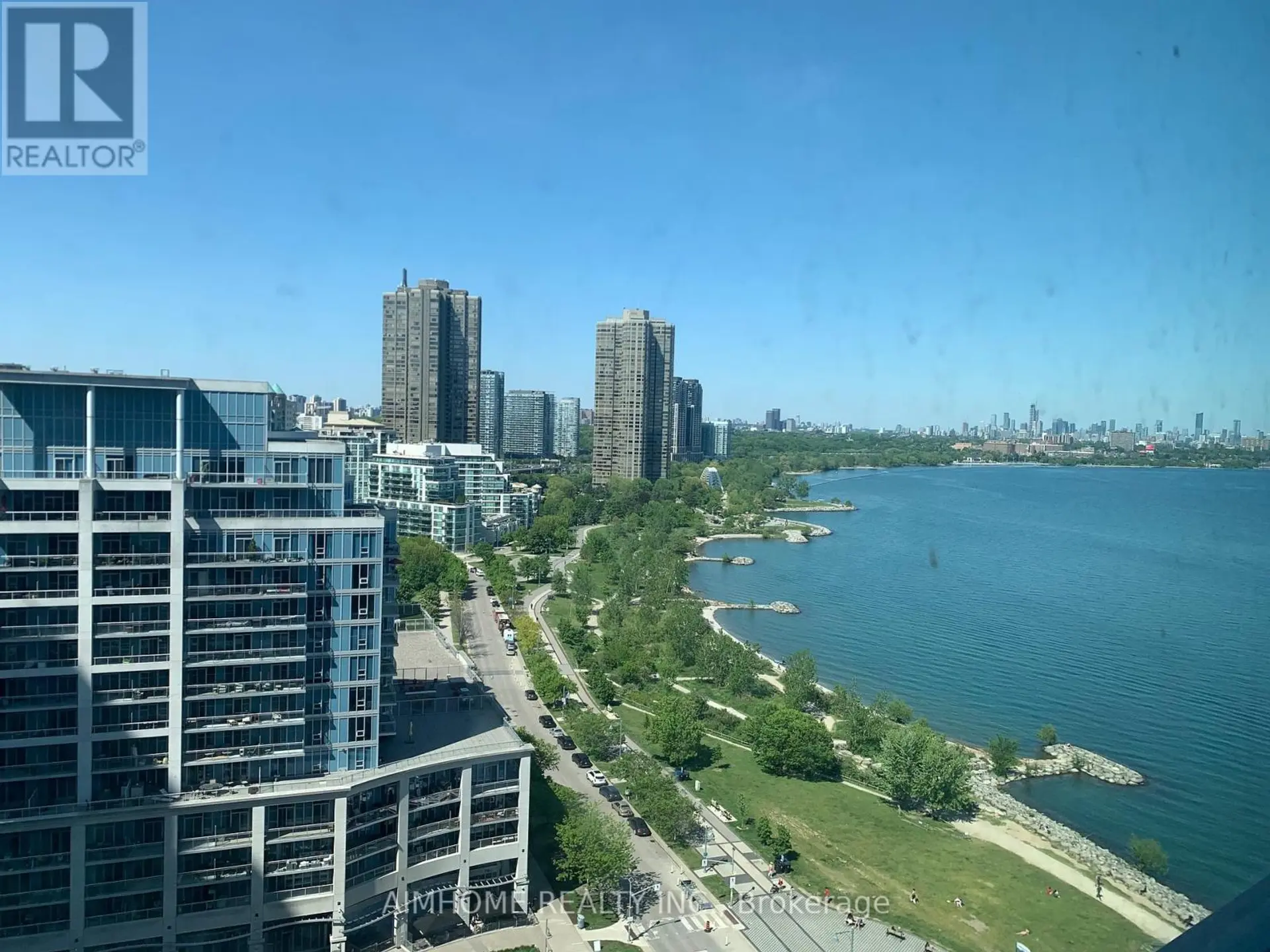 #1601 80 MARINE PARADE DRIVE - Image 4