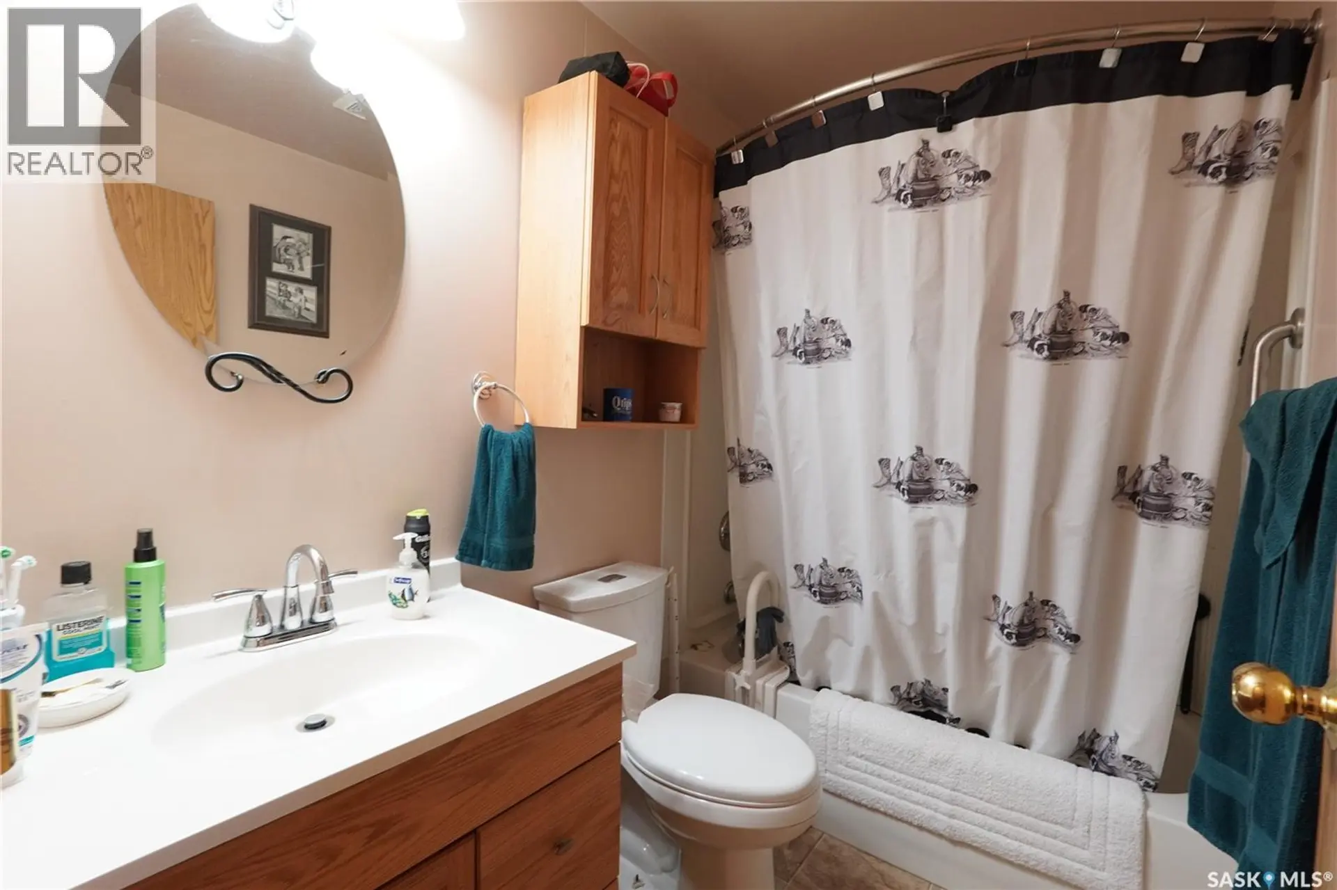 504 LAKEVIEW CRESCENT - Image 13