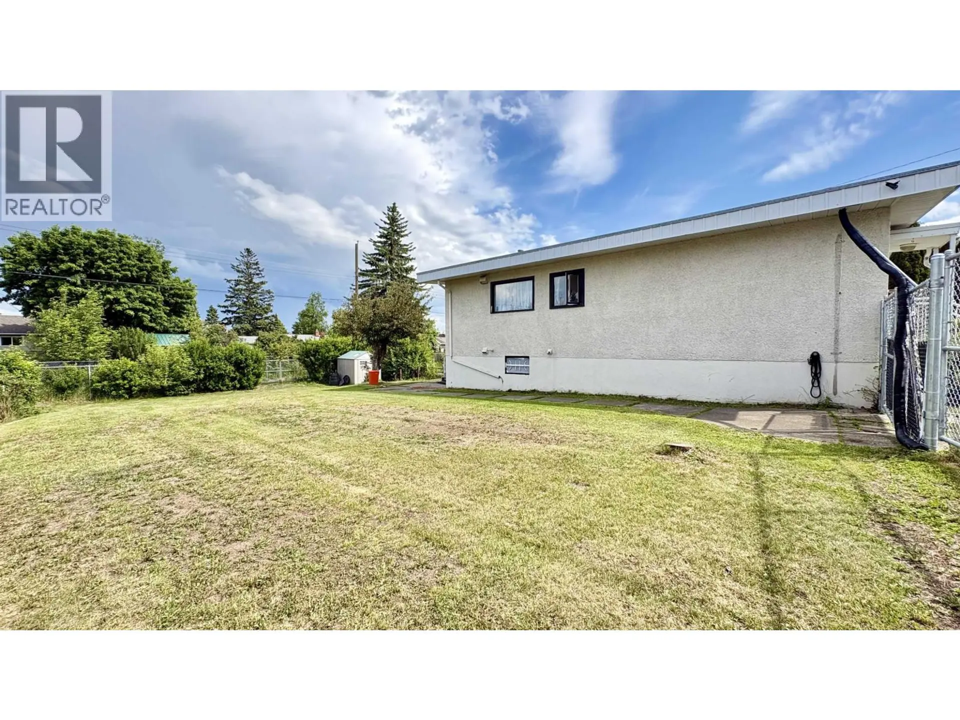898 EWERT STREET - Image 12